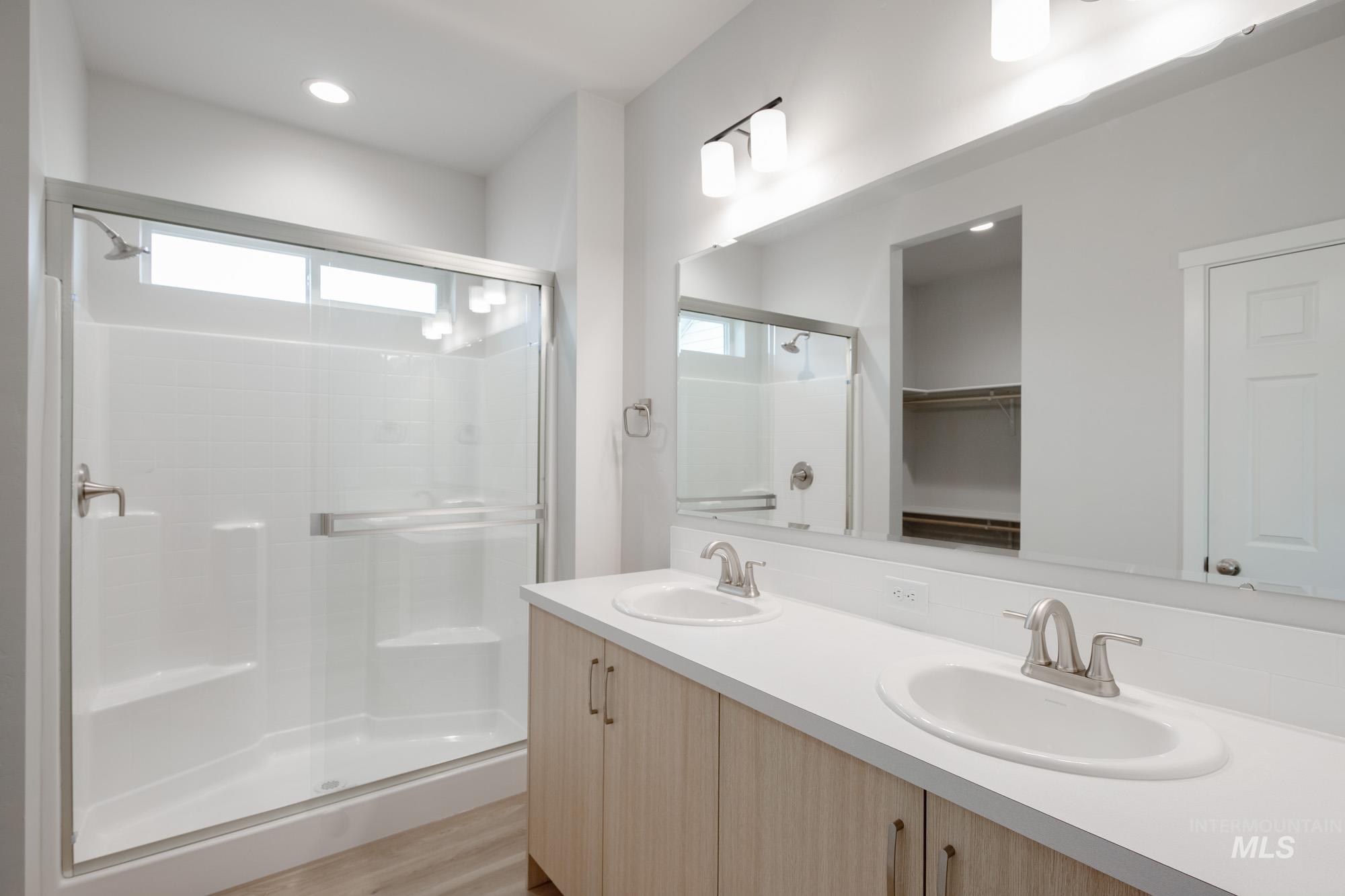 7268 S Menzingers Ave, Meridian, Idaho 83642, 3 Bedrooms, 2 Bathrooms, Residential For Sale, Price $405,990,MLS 98968182