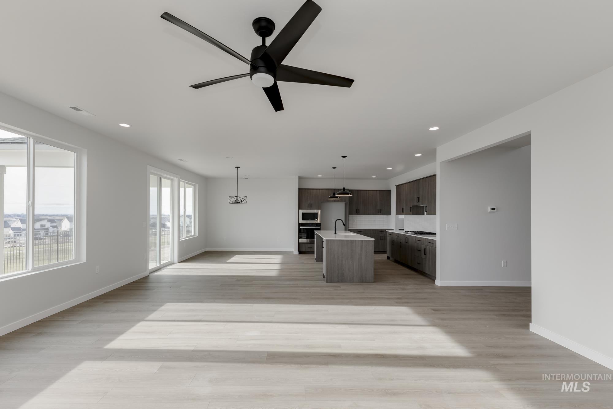 1145 W Cub River Dr, Meridian, Idaho 83642, 4 Bedrooms, 3.5 Bathrooms, Residential For Sale, Price $754,990, 98968186