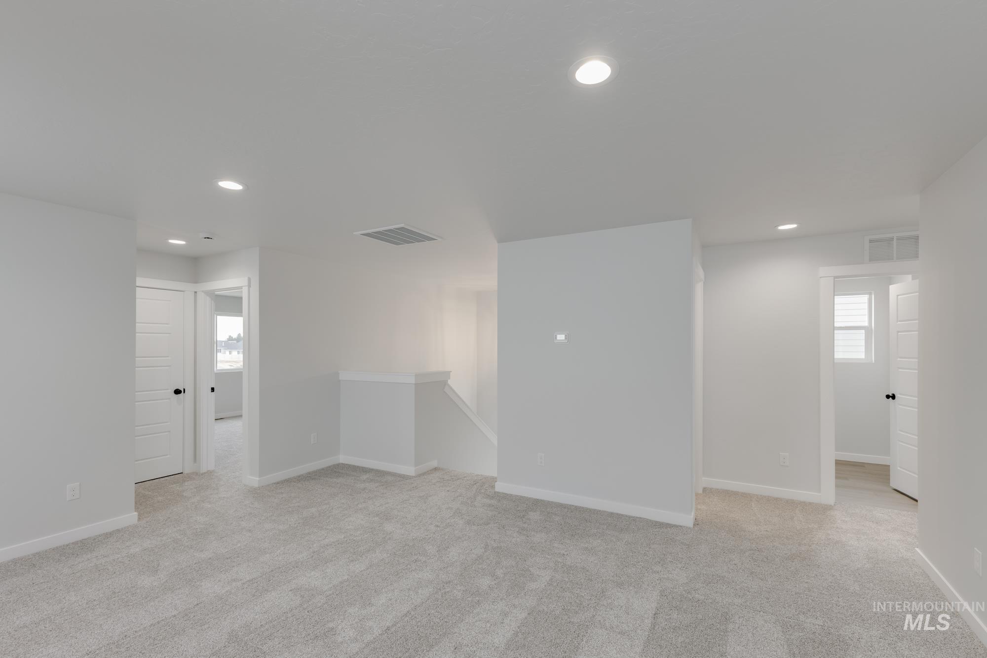 7050 S Old Farm Ave, Meridian, Idaho 83642, 4 Bedrooms, 2.5 Bathrooms, Residential For Sale, Price $472,990,MLS 98968187