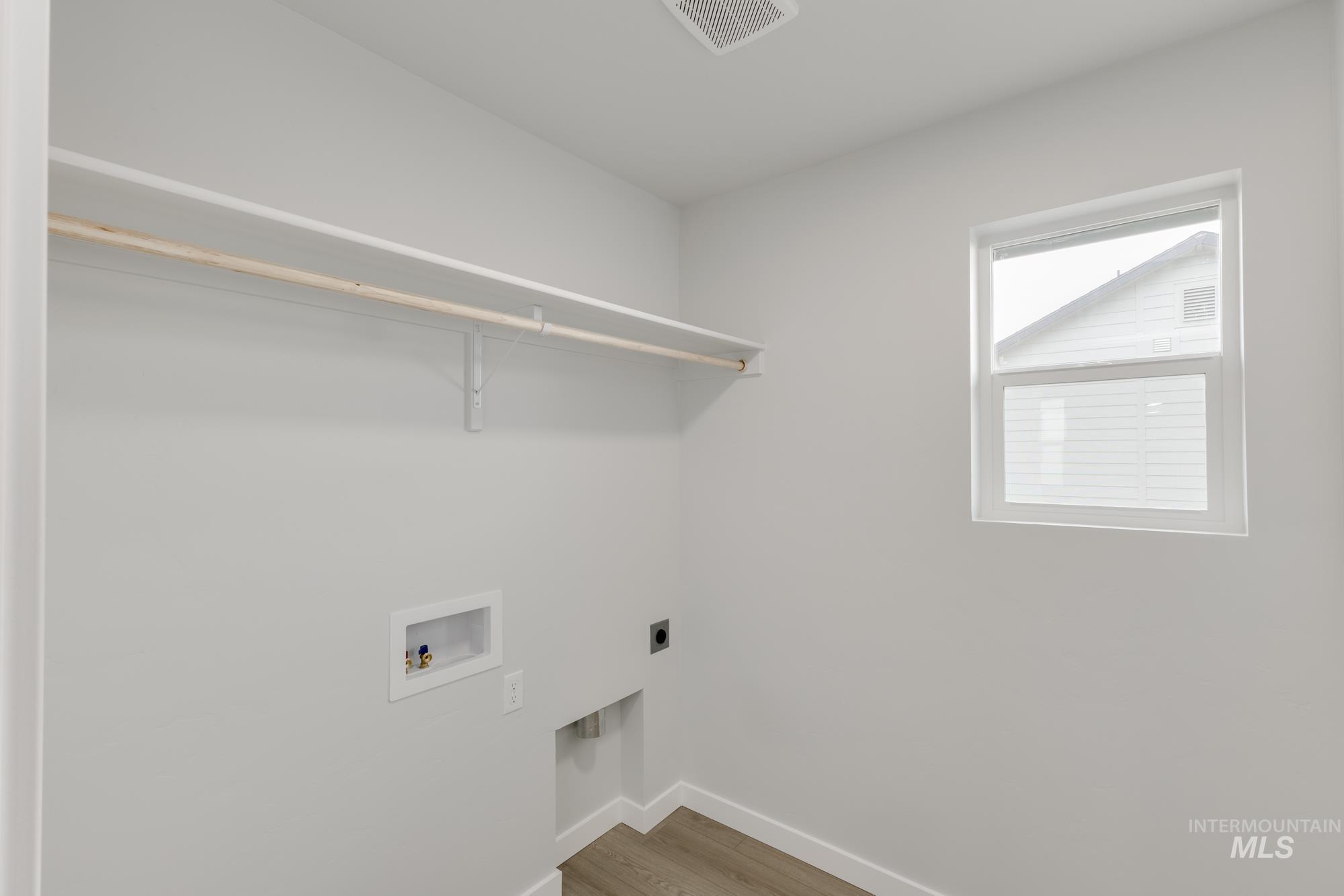 7050 S Old Farm Ave, Meridian, Idaho 83642, 4 Bedrooms, 2.5 Bathrooms, Residential For Sale, Price $472,990,MLS 98968187