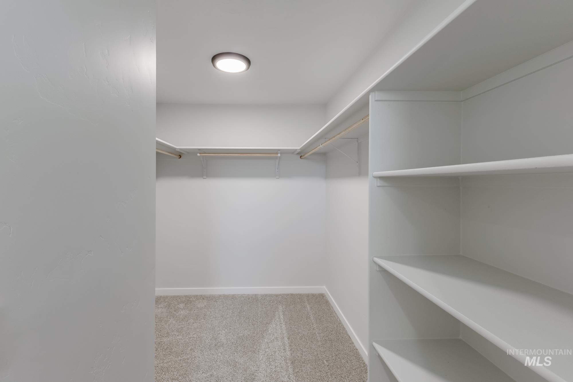 7050 S Old Farm Ave, Meridian, Idaho 83642, 4 Bedrooms, 2.5 Bathrooms, Residential For Sale, Price $472,990,MLS 98968187