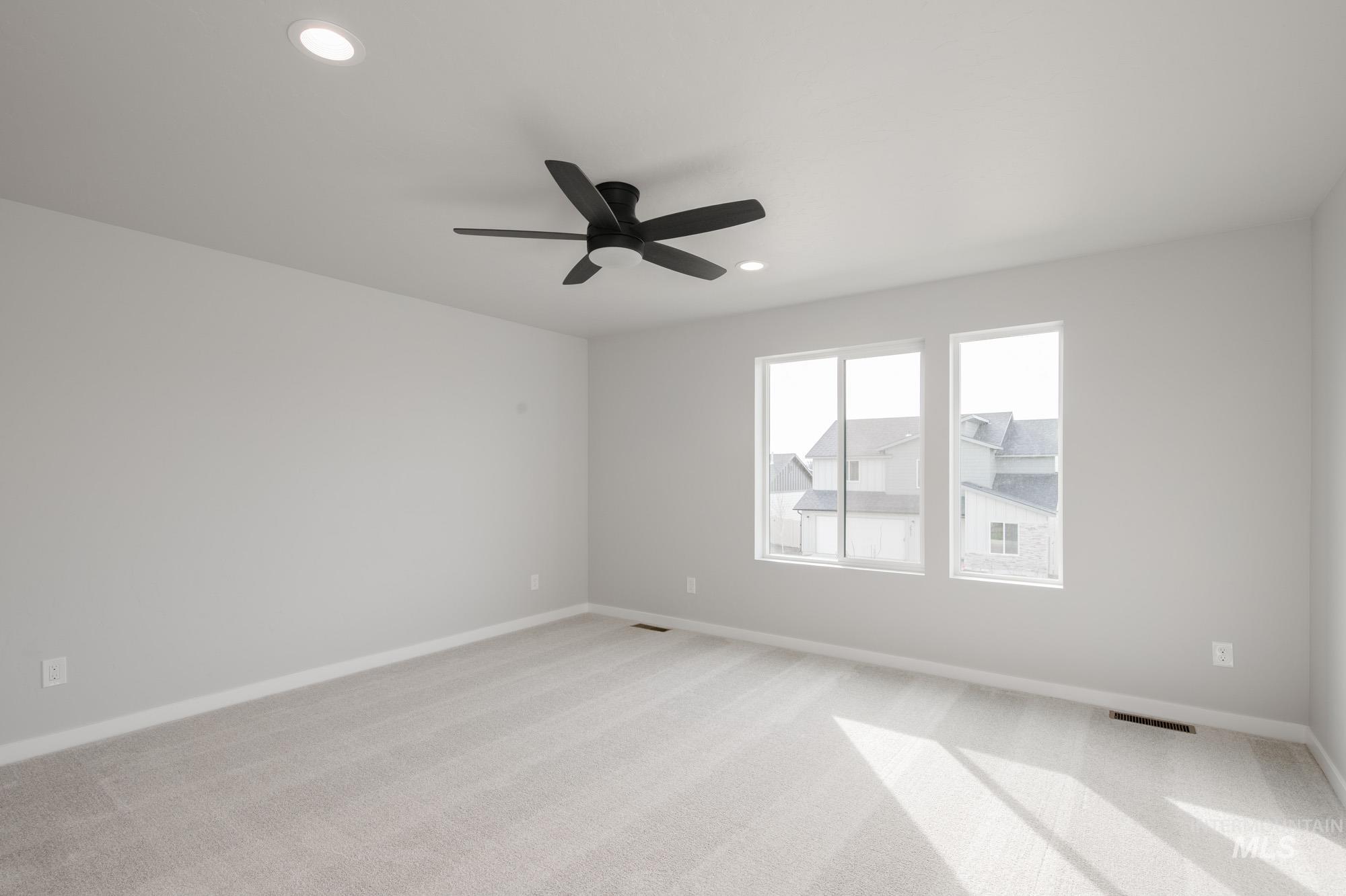 2900 E Boulder Basin Dr, Kuna, Idaho 83634, 3 Bedrooms, 2.5 Bathrooms, Residential For Sale, Price $394,990, 98968188