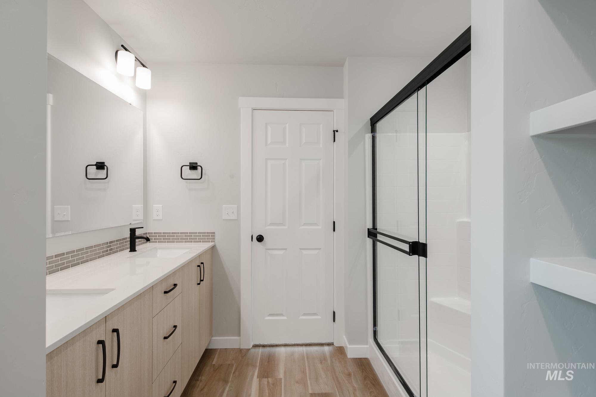 2900 E Boulder Basin Dr, Kuna, Idaho 83634, 3 Bedrooms, 2.5 Bathrooms, Residential For Sale, Price $394,990, 98968188