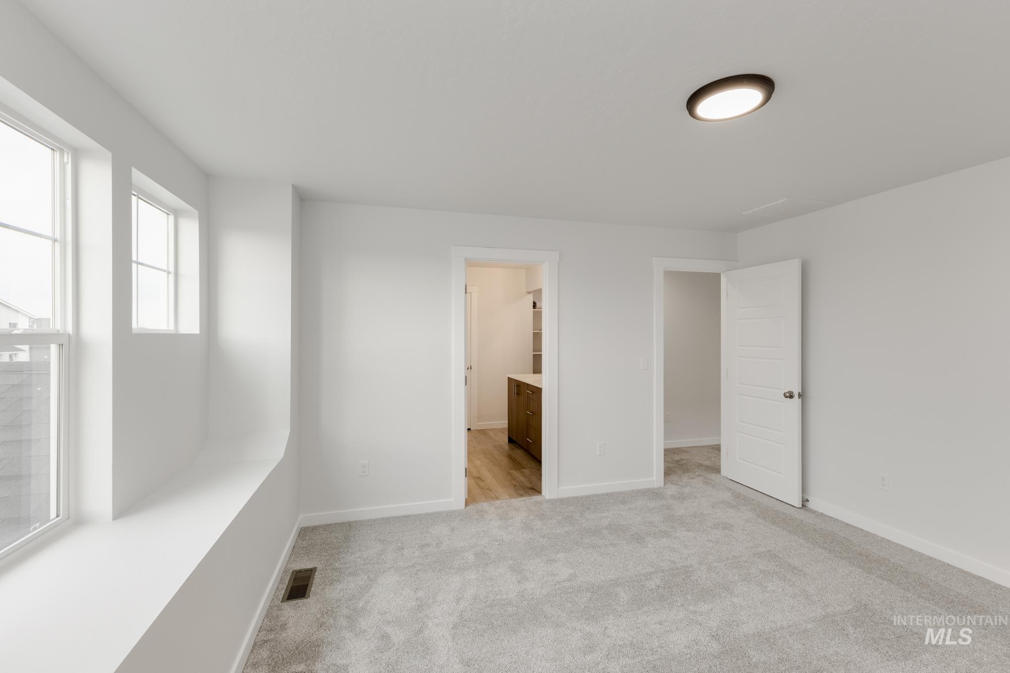 7028 S Old Farm Ave, Meridian, Idaho 83642, 3 Bedrooms, 2.5 Bathrooms, Residential For Sale, Price $454,990,MLS 98968190