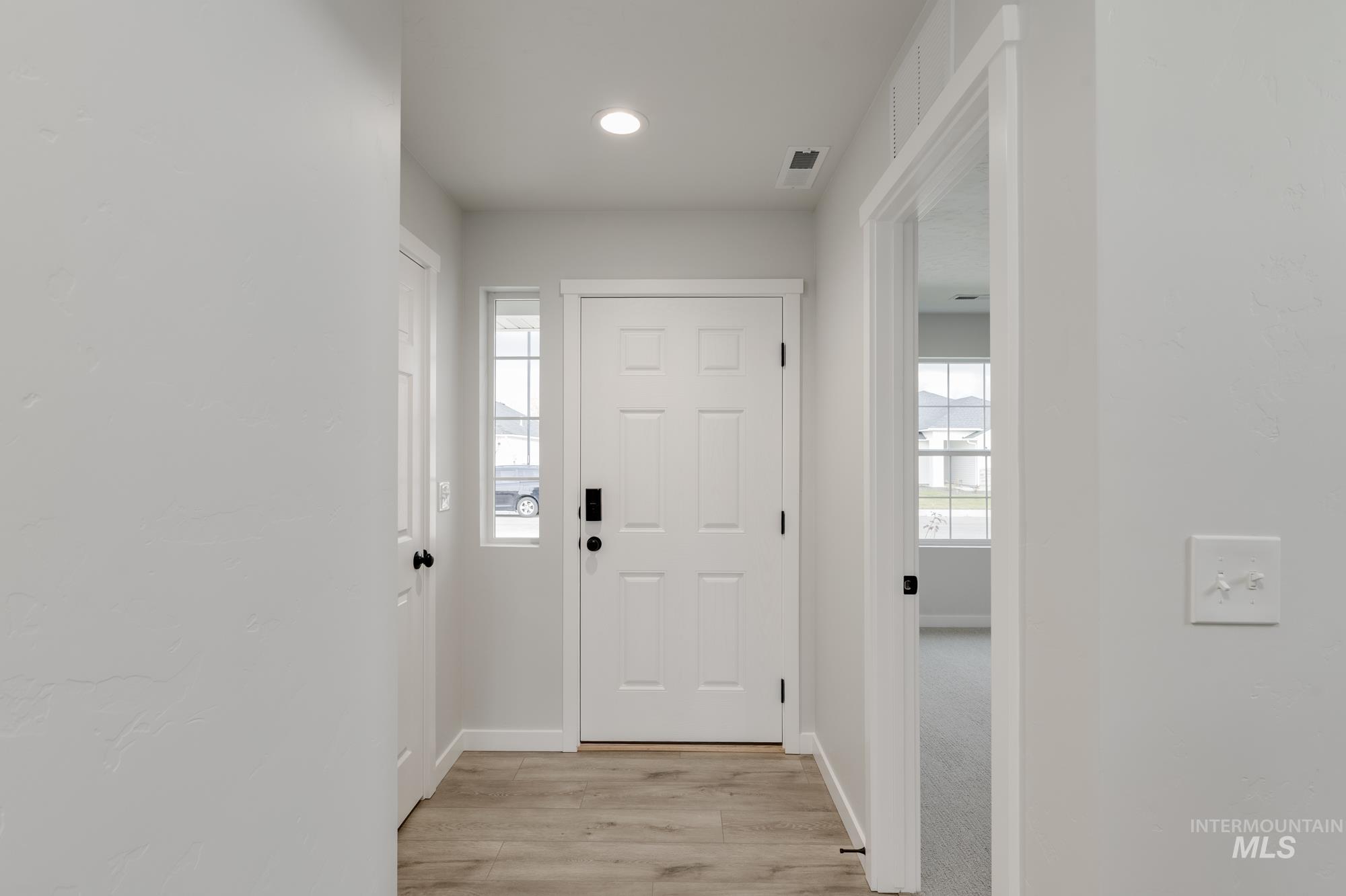 327 N Cranesbill Ave, Kuna, Idaho 83634, 4 Bedrooms, 2.5 Bathrooms, Residential For Sale, Price $439,990,MLS 98968192