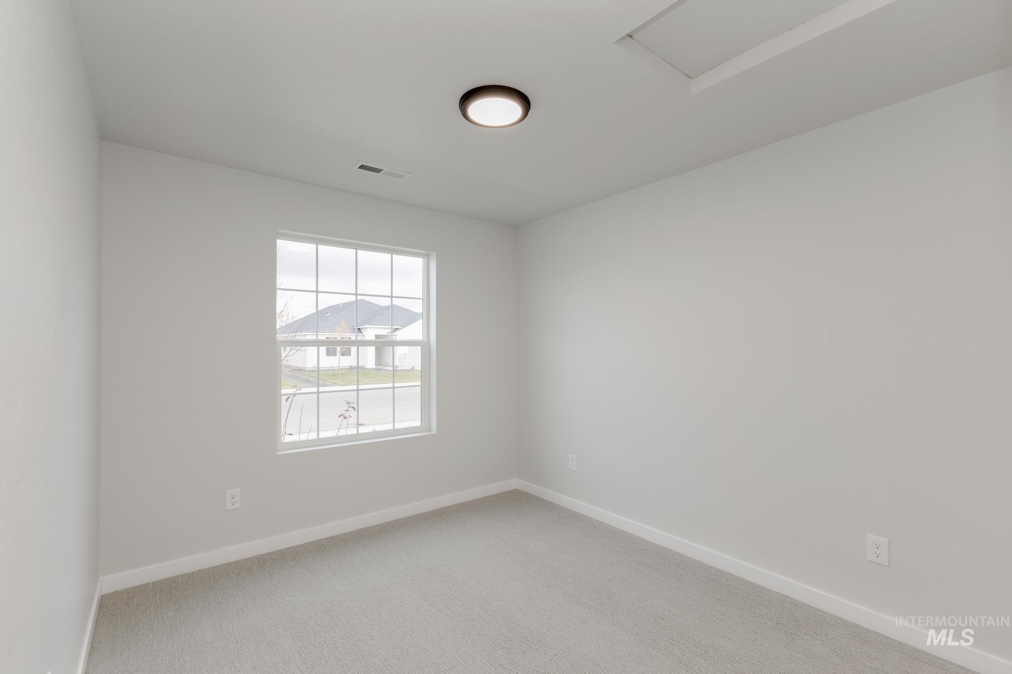 327 N Cranesbill Ave, Kuna, Idaho 83634, 4 Bedrooms, 2.5 Bathrooms, Residential For Sale, Price $439,990,MLS 98968192