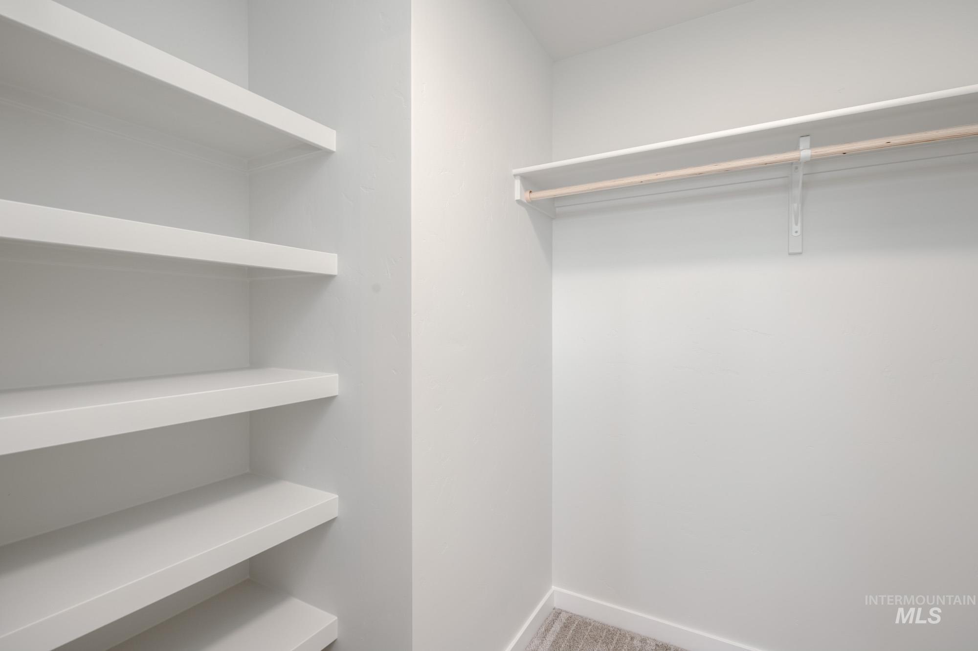 3042 E Boulder Basin Dr, Kuna, Idaho 83634, 3 Bedrooms, 2.5 Bathrooms, Residential For Sale, Price $389,990,MLS 98968196