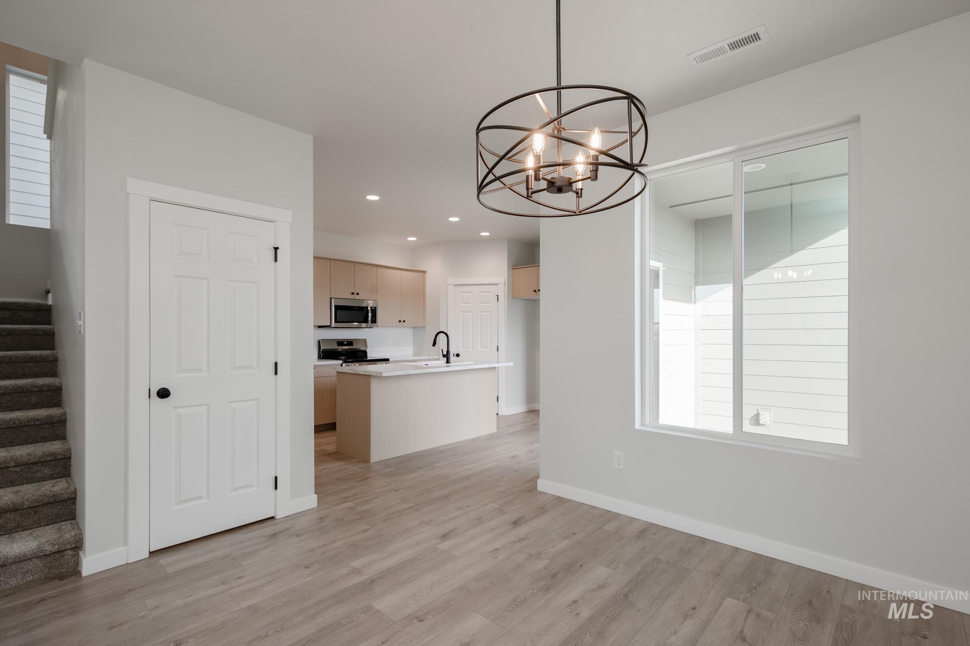 3042 E Boulder Basin Dr, Kuna, Idaho 83634, 3 Bedrooms, 2.5 Bathrooms, Residential For Sale, Price $389,990,MLS 98968196