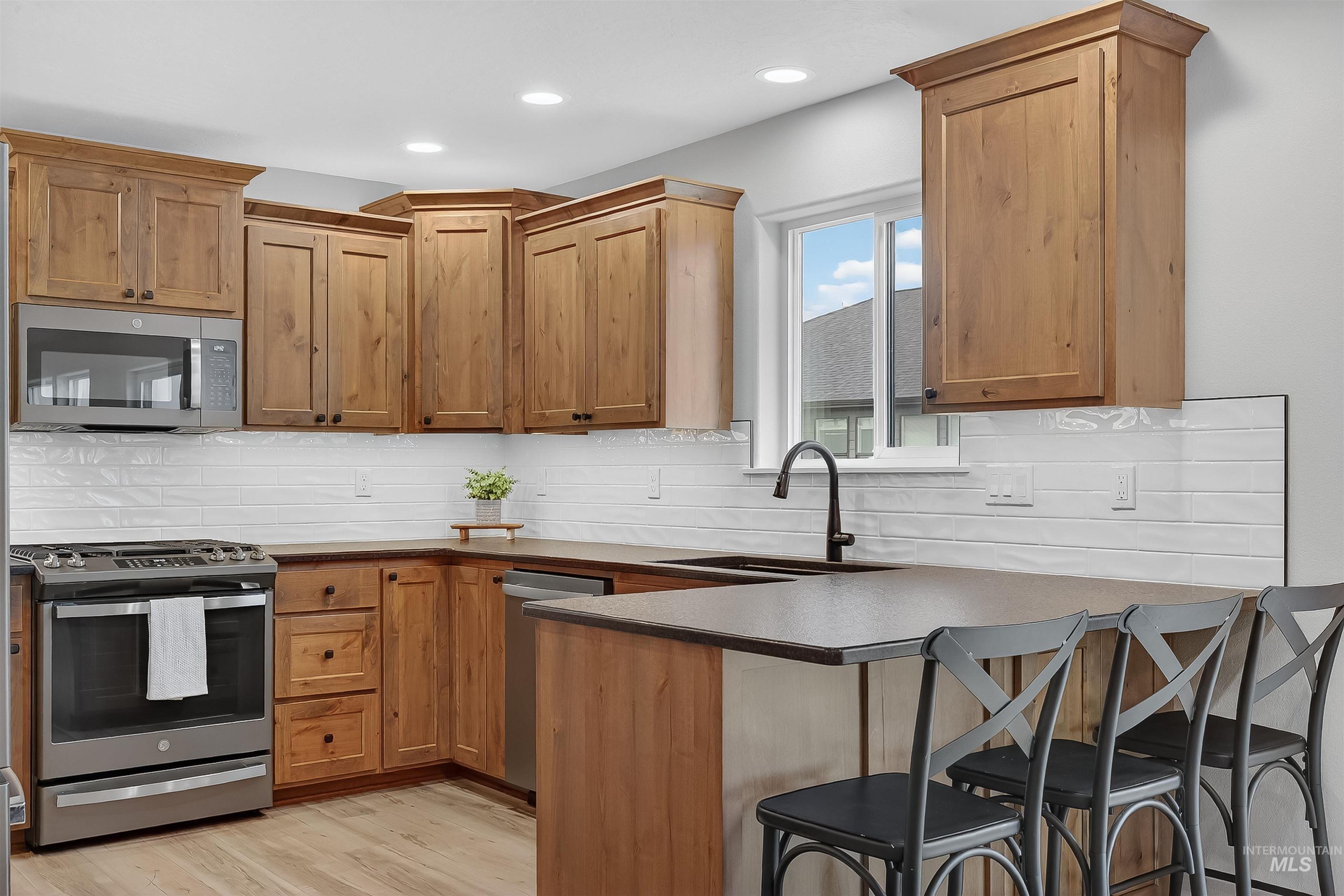 1725 Pathway Court, Lewiston, Idaho 83501, 3 Bedrooms, 2 Bathrooms, Residential For Sale, Price $516,500, 98968201