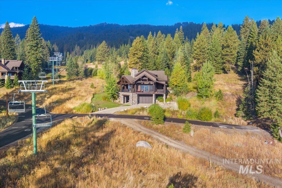 516 Whitewater Dr, Donnelly, Idaho 83615, 5 Bedrooms, 3 Bathrooms, Residential For Sale, Price $2,995,000,MLS 98968203