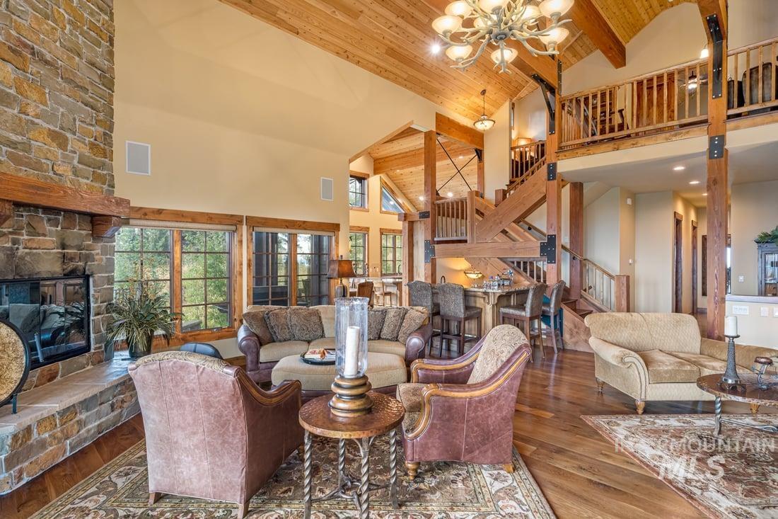 516 Whitewater Dr, Donnelly, Idaho 83615, 5 Bedrooms, 3 Bathrooms, Residential For Sale, Price $2,995,000,MLS 98968203