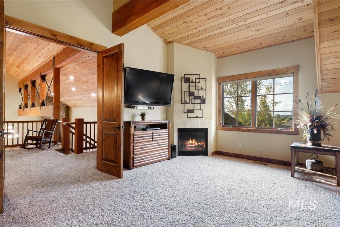 516 Whitewater Dr, Donnelly, Idaho 83615, 5 Bedrooms, 3 Bathrooms, Residential For Sale, Price $2,995,000,MLS 98968203