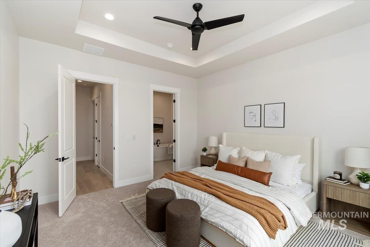 10764 W Barnbougle Ln, Kuna, Idaho 83634, 4 Bedrooms, 3 Bathrooms, Residential For Sale, Price $824,880,MLS 98968207