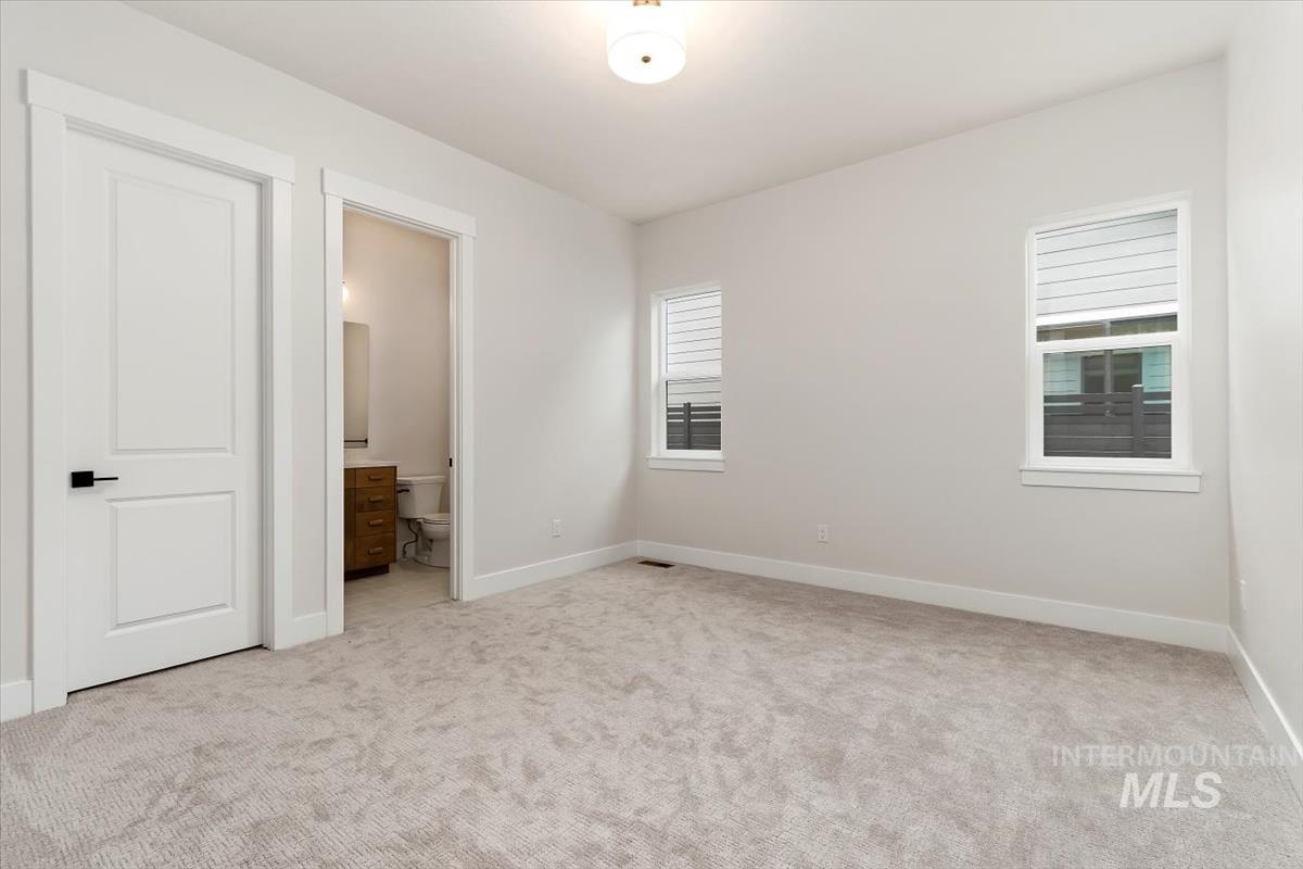 10764 W Barnbougle Ln, Kuna, Idaho 83634, 4 Bedrooms, 3 Bathrooms, Residential For Sale, Price $824,880,MLS 98968207