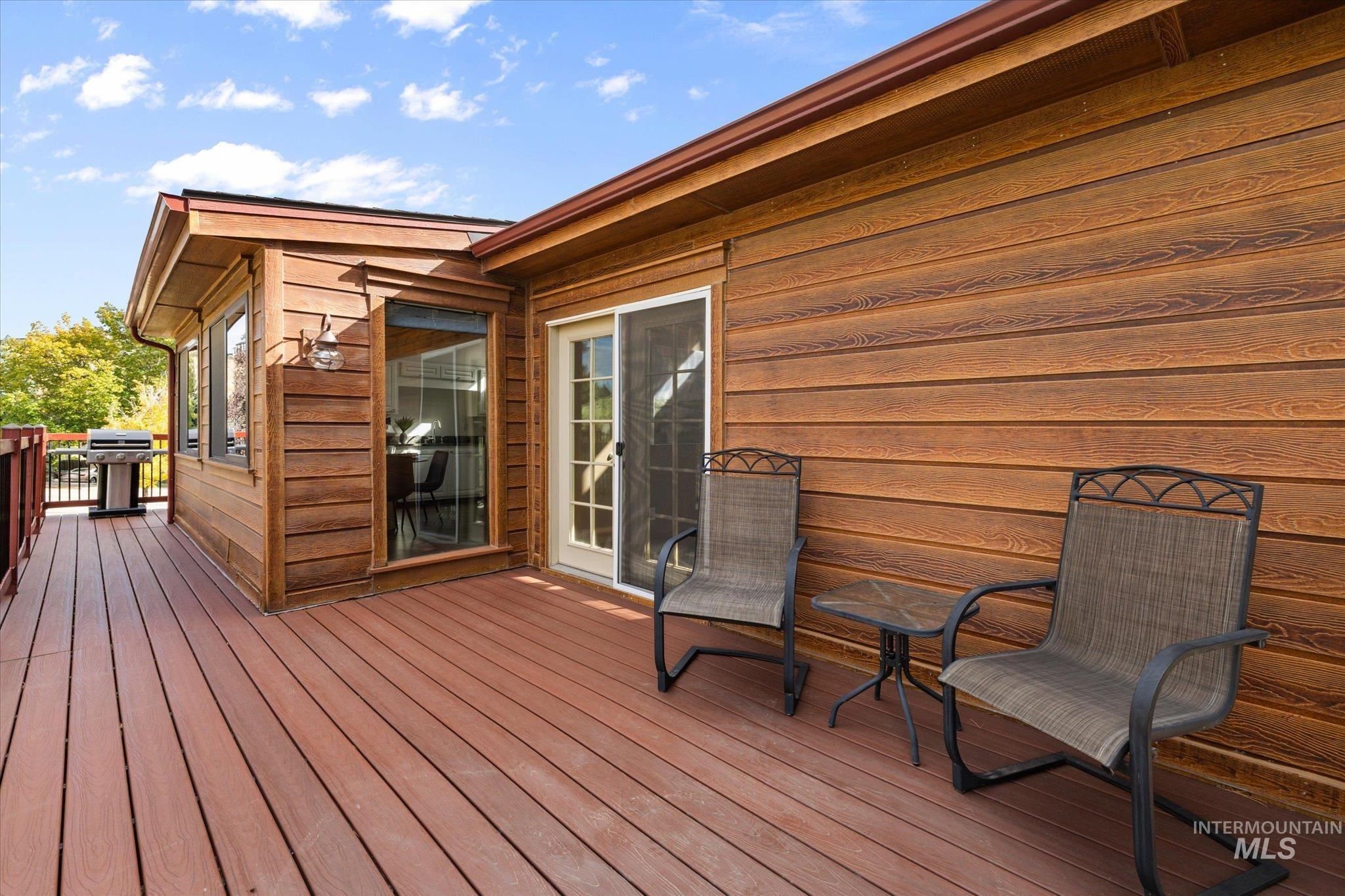 2199 S Ridge Point Way, Boise, Idaho 83712, 4 Bedrooms, 2.5 Bathrooms, Residential For Sale, Price $825,000,MLS 98968209