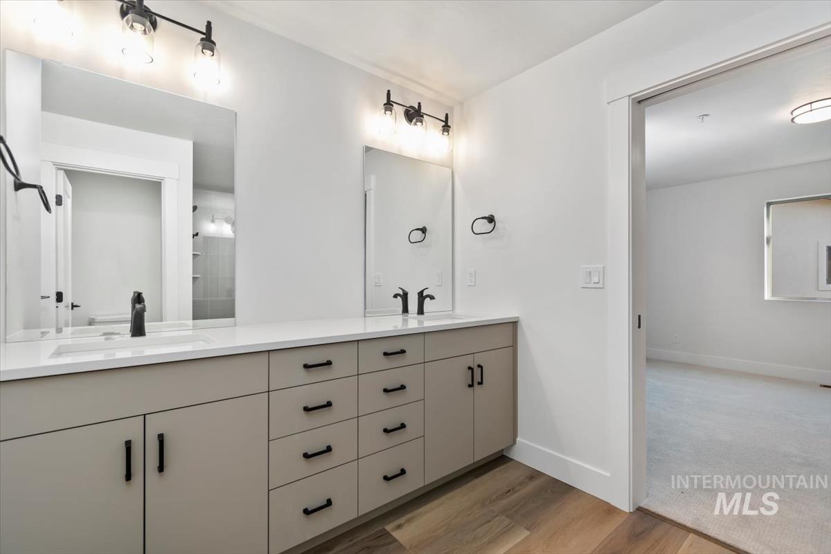 1735 S Rock View Ln, Boise, Idaho 83705, 3 Bedrooms, 3.5 Bathrooms, Residential For Sale, Price $496,880,MLS 98968211