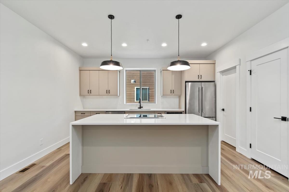 1735 S Rock View Ln, Boise, Idaho 83705, 3 Bedrooms, 3.5 Bathrooms, Residential For Sale, Price $496,880,MLS 98968211