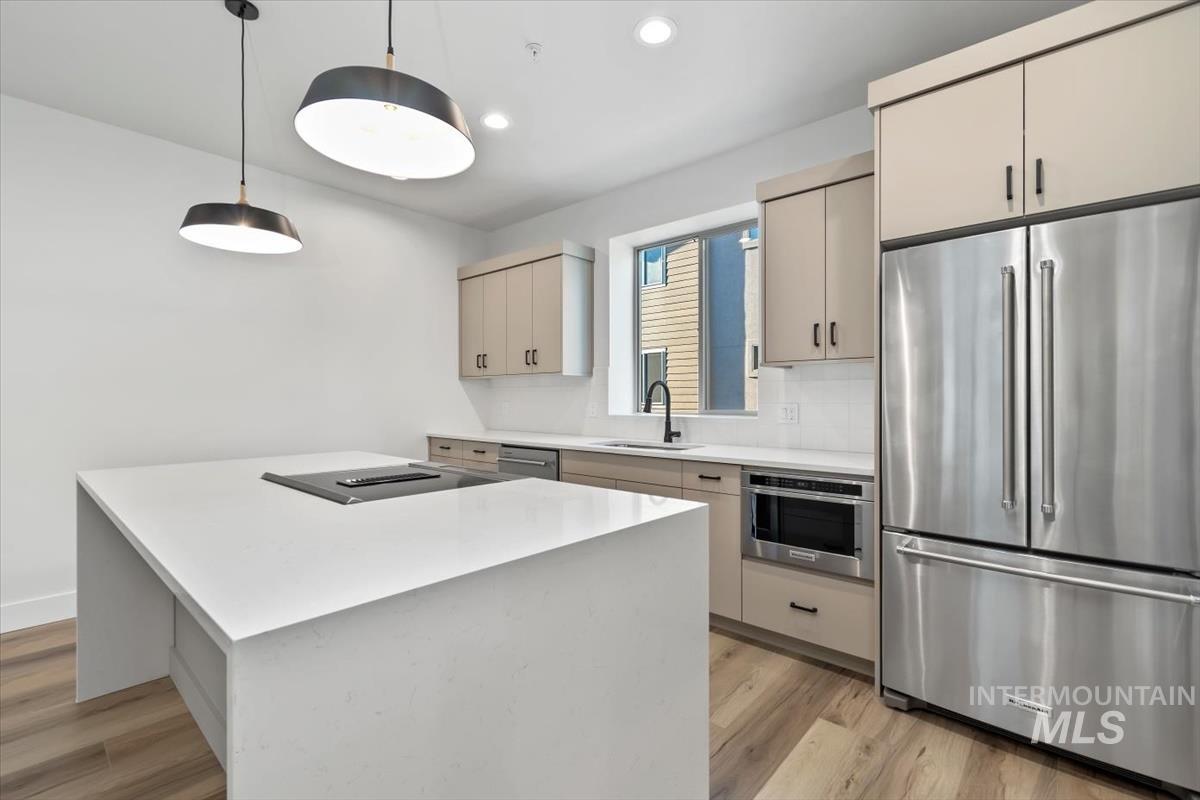 1735 S Rock View Ln, Boise, Idaho 83705, 3 Bedrooms, 3.5 Bathrooms, Residential For Sale, Price $496,880,MLS 98968211