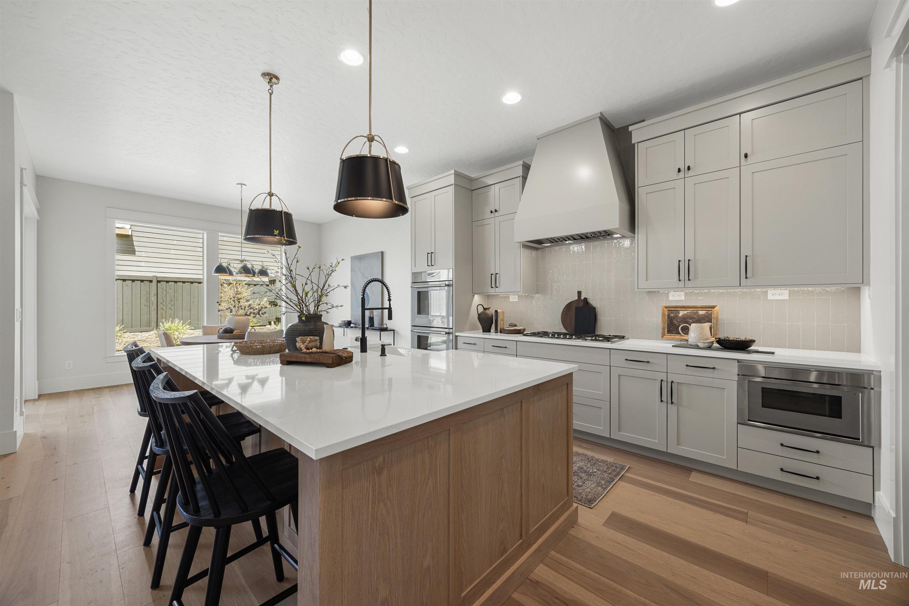 1090 E Crescendo St, Meridian, Idaho 83642, 4 Bedrooms, 3.5 Bathrooms, Residential For Sale, Price $924,777,MLS 98968213