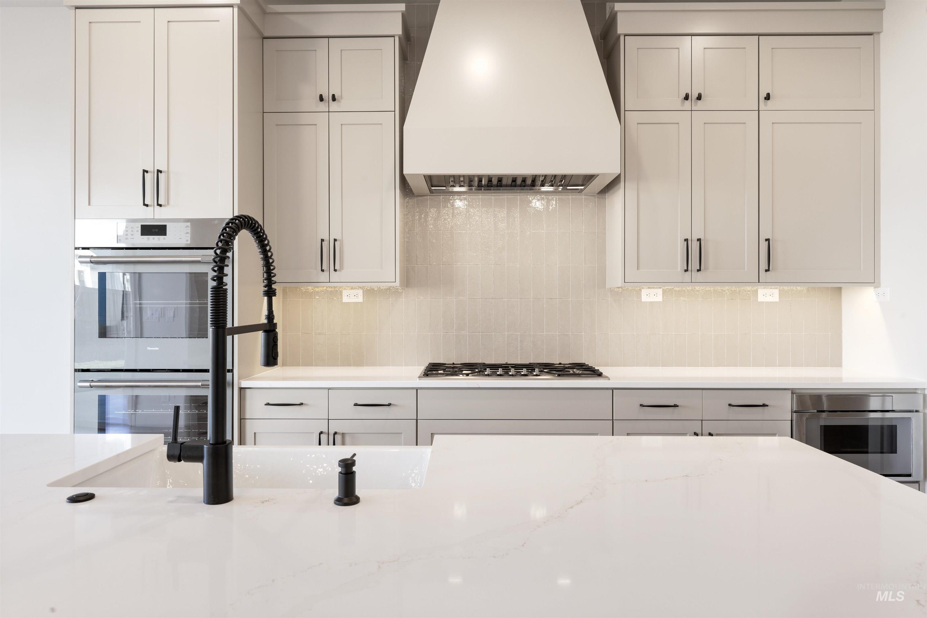 1090 E Crescendo St, Meridian, Idaho 83642, 4 Bedrooms, 3.5 Bathrooms, Residential For Sale, Price $924,777,MLS 98968213