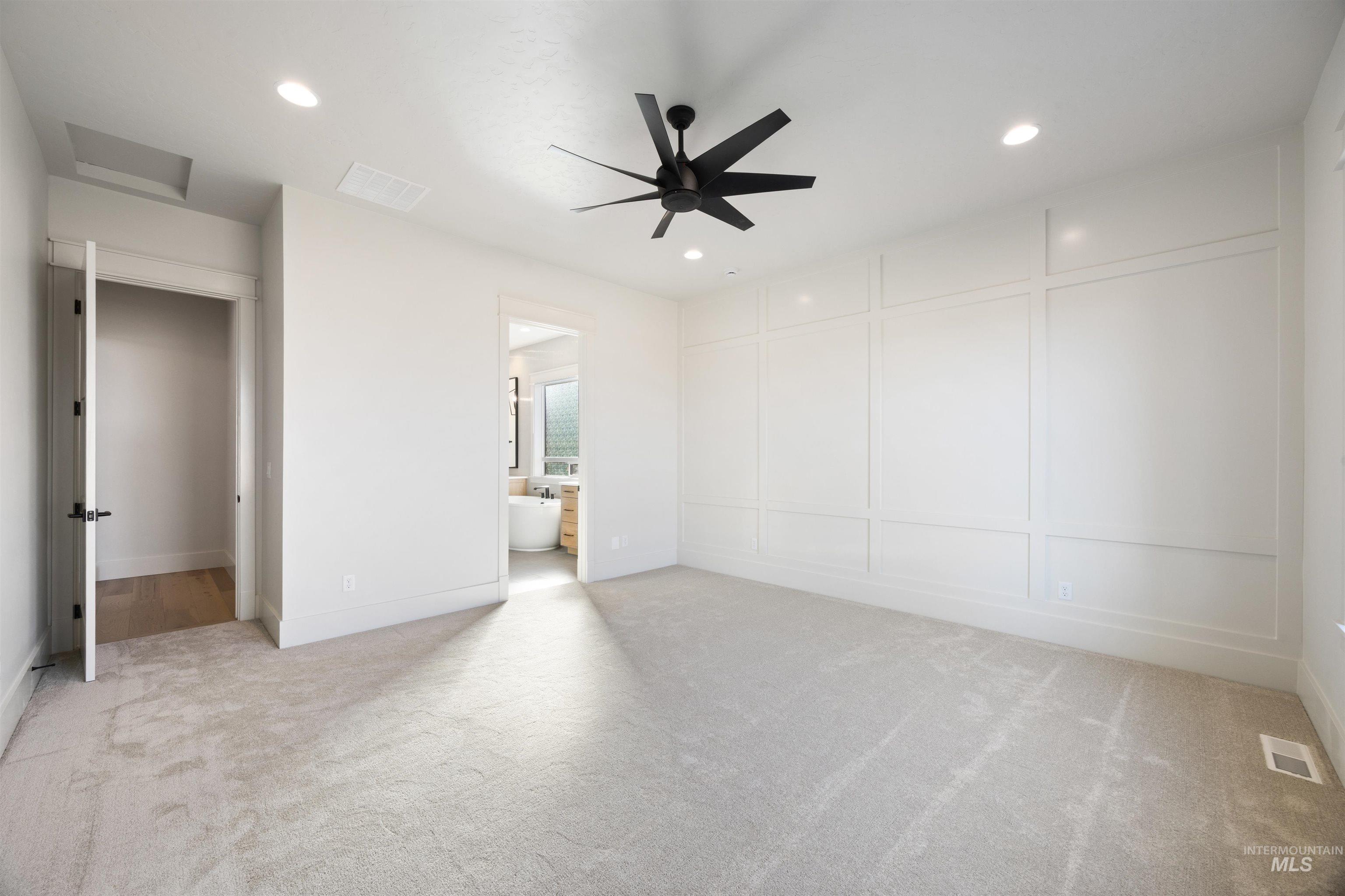 1090 E Crescendo St, Meridian, Idaho 83642, 4 Bedrooms, 3.5 Bathrooms, Residential For Sale, Price $924,777,MLS 98968213