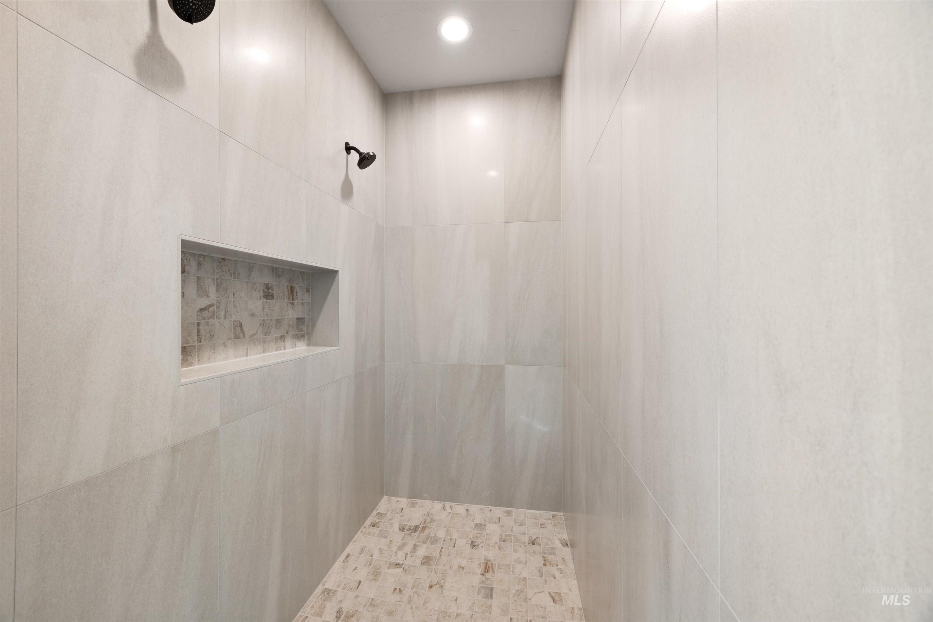 1090 E Crescendo St, Meridian, Idaho 83642, 4 Bedrooms, 3.5 Bathrooms, Residential For Sale, Price $924,777,MLS 98968213