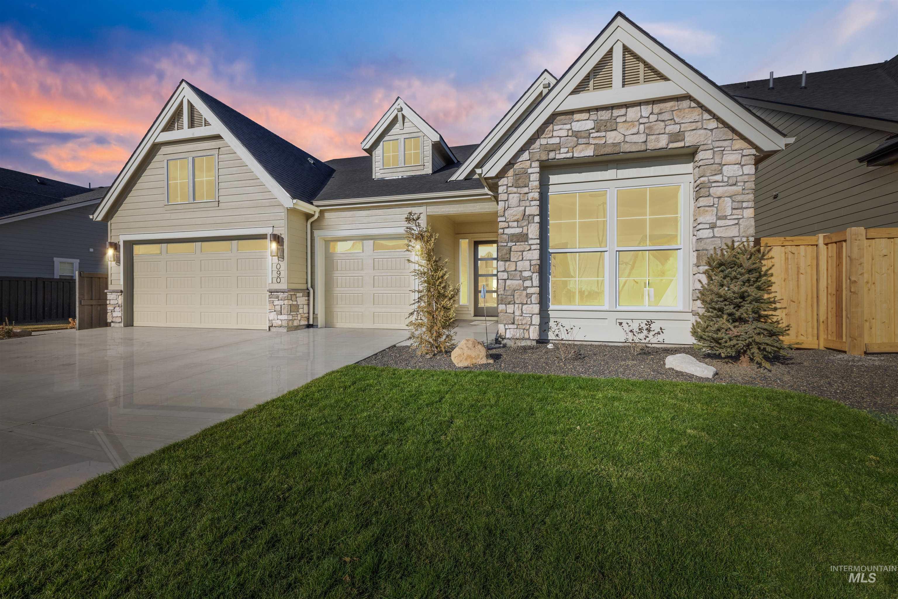 1090 E Crescendo St, Meridian, Idaho 83642, 4 Bedrooms, 3.5 Bathrooms, Residential For Sale, Price $924,777,MLS 98968213