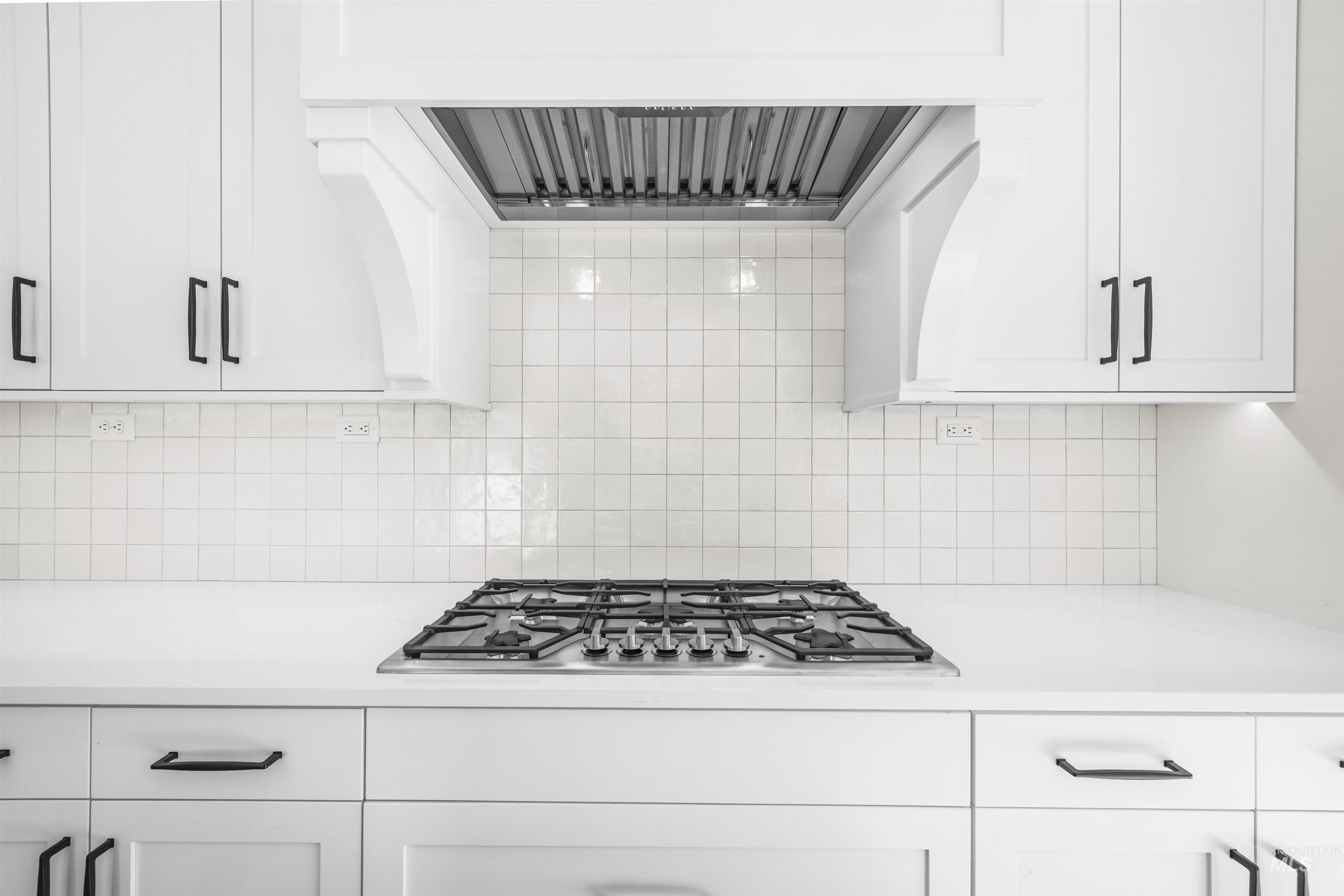 2595 E Tenzing Dr, Meridian, Idaho 83642, 3 Bedrooms, 2.5 Bathrooms, Residential For Sale, Price $819,777,MLS 98968215