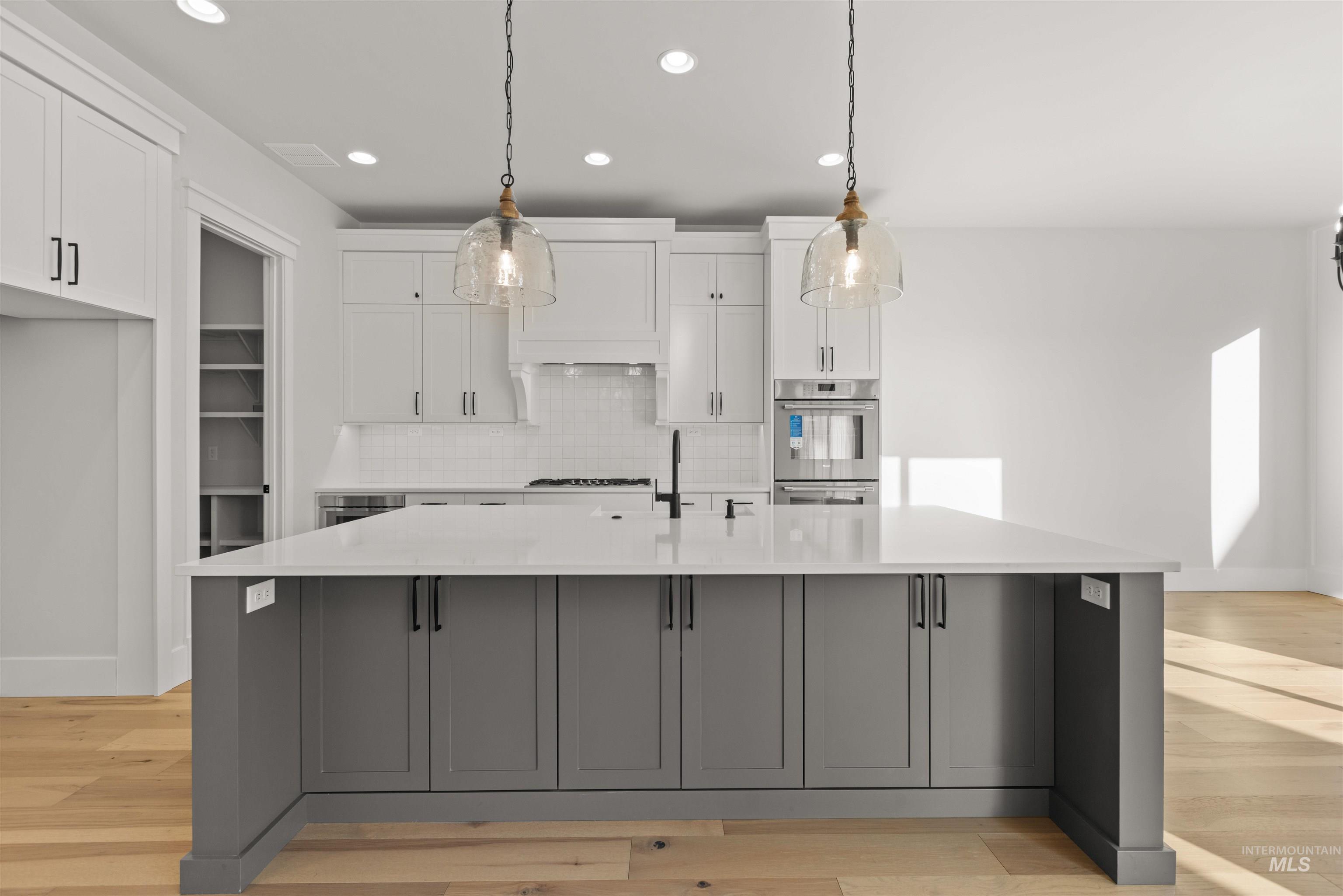 2595 E Tenzing Dr, Meridian, Idaho 83642, 3 Bedrooms, 2.5 Bathrooms, Residential For Sale, Price $819,777,MLS 98968215