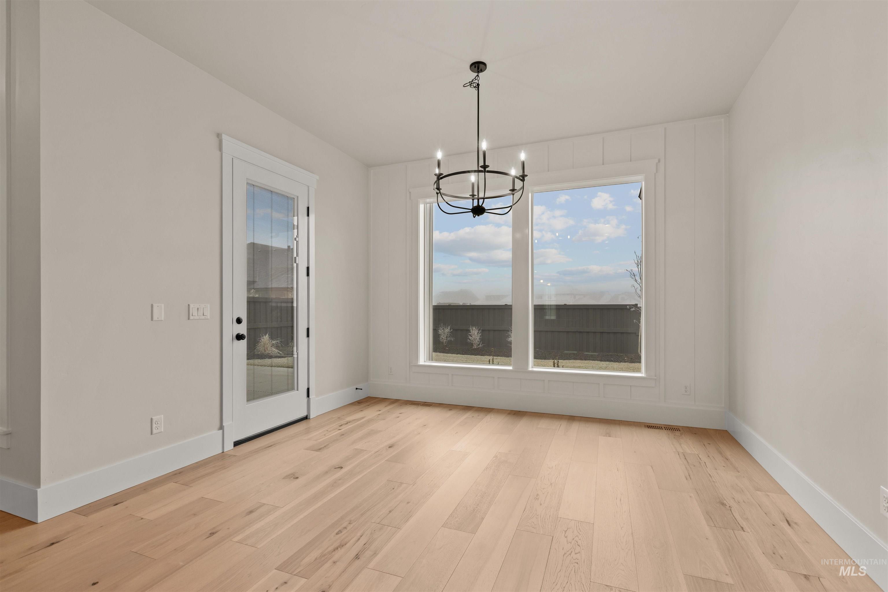 6755 S Messner Way, Meridian, Idaho 83642, 3 Bedrooms, 2.5 Bathrooms, Residential For Sale, Price $814,777,MLS 98968217