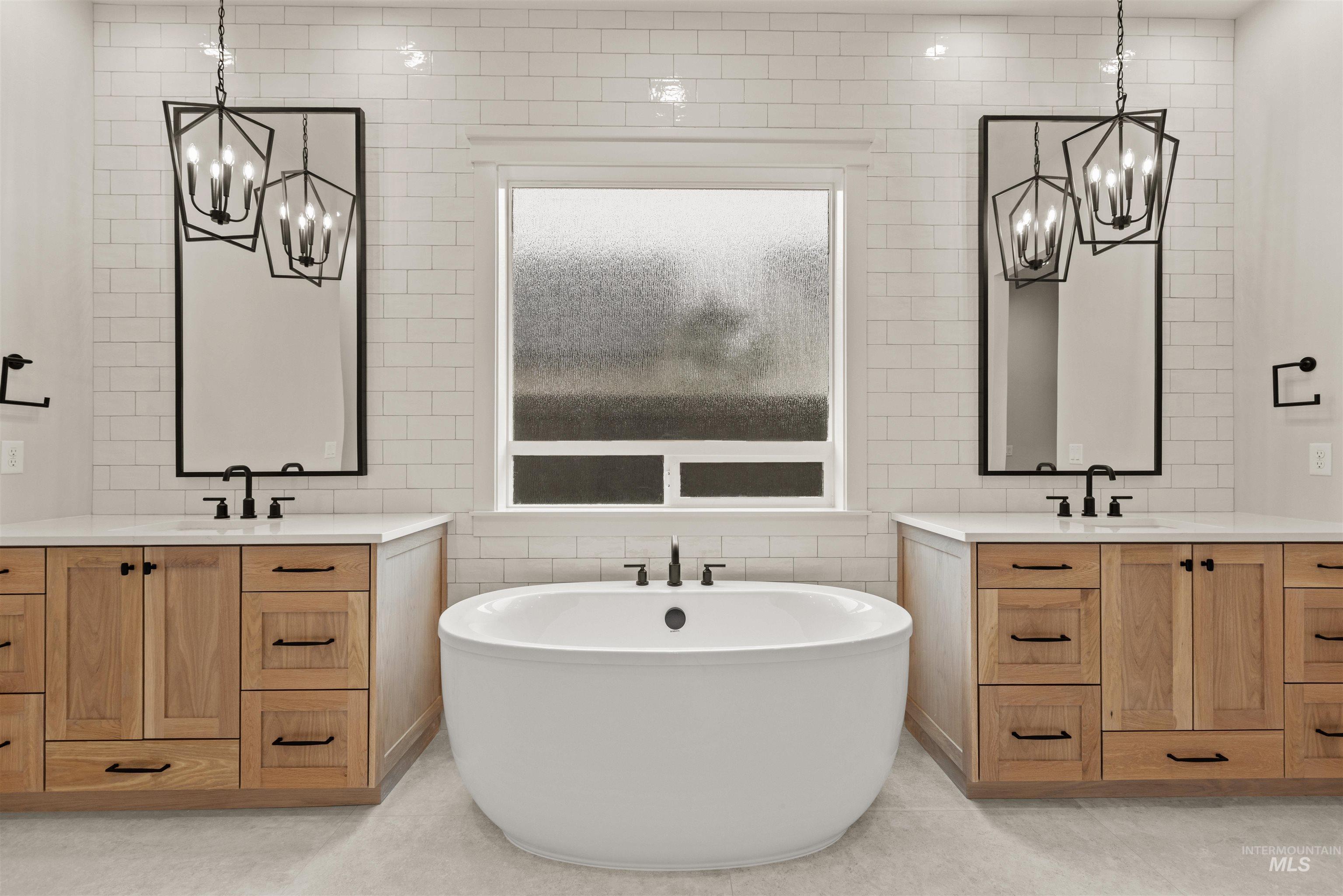 6755 S Messner Way, Meridian, Idaho 83642, 3 Bedrooms, 2.5 Bathrooms, Residential For Sale, Price $814,777,MLS 98968217