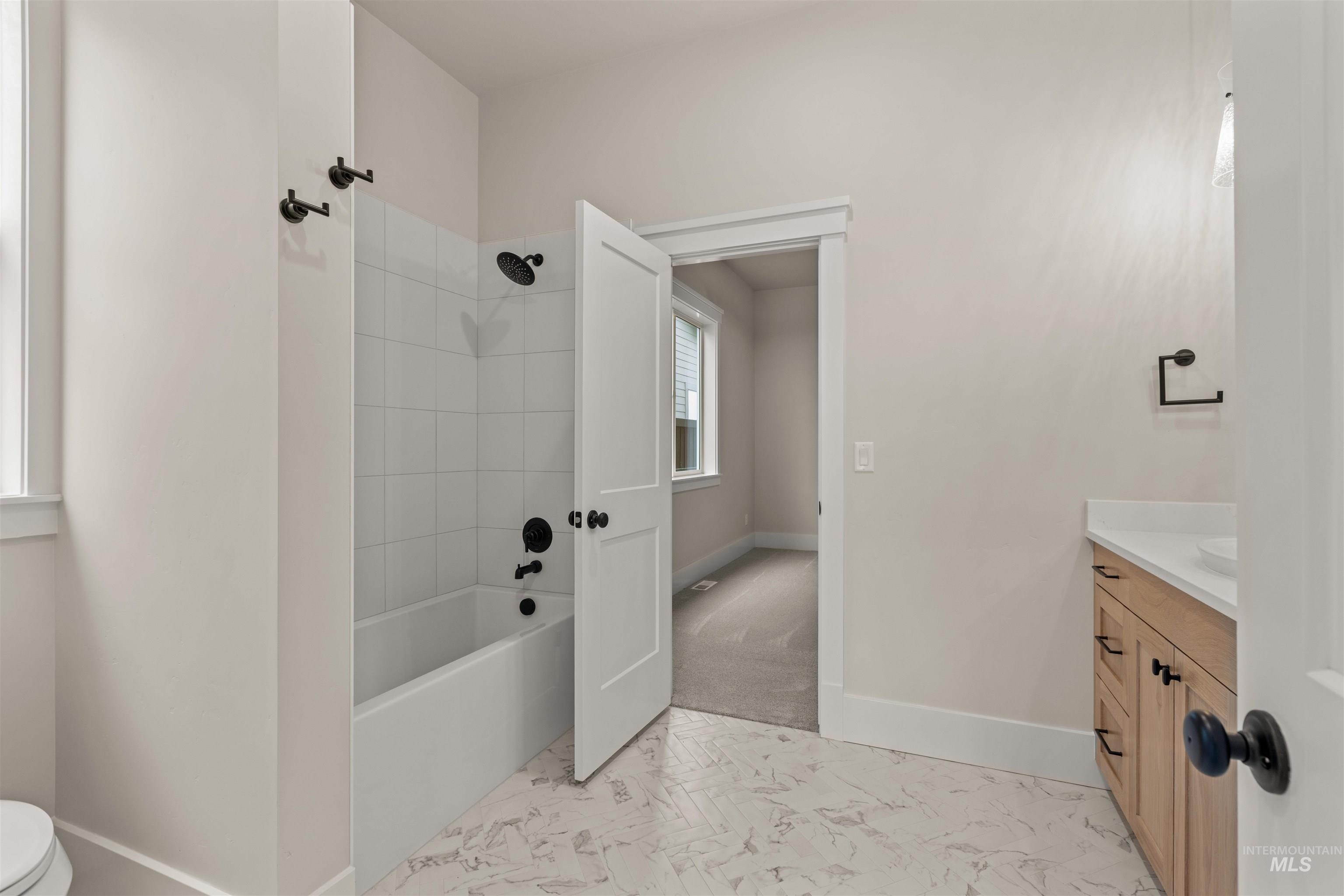 6755 S Messner Way, Meridian, Idaho 83642, 3 Bedrooms, 2.5 Bathrooms, Residential For Sale, Price $814,777,MLS 98968217