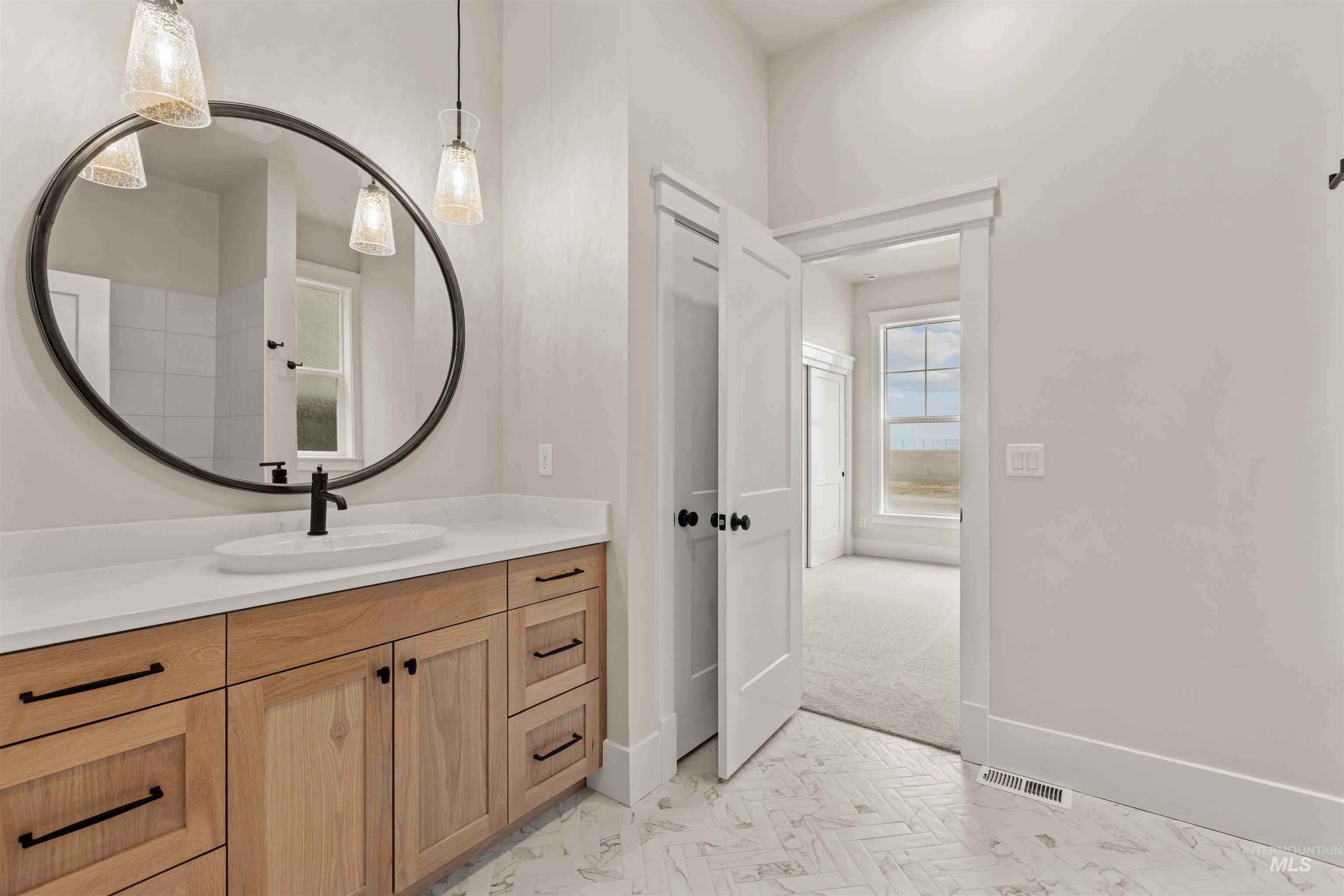 6755 S Messner Way, Meridian, Idaho 83642, 3 Bedrooms, 2.5 Bathrooms, Residential For Sale, Price $814,777,MLS 98968217