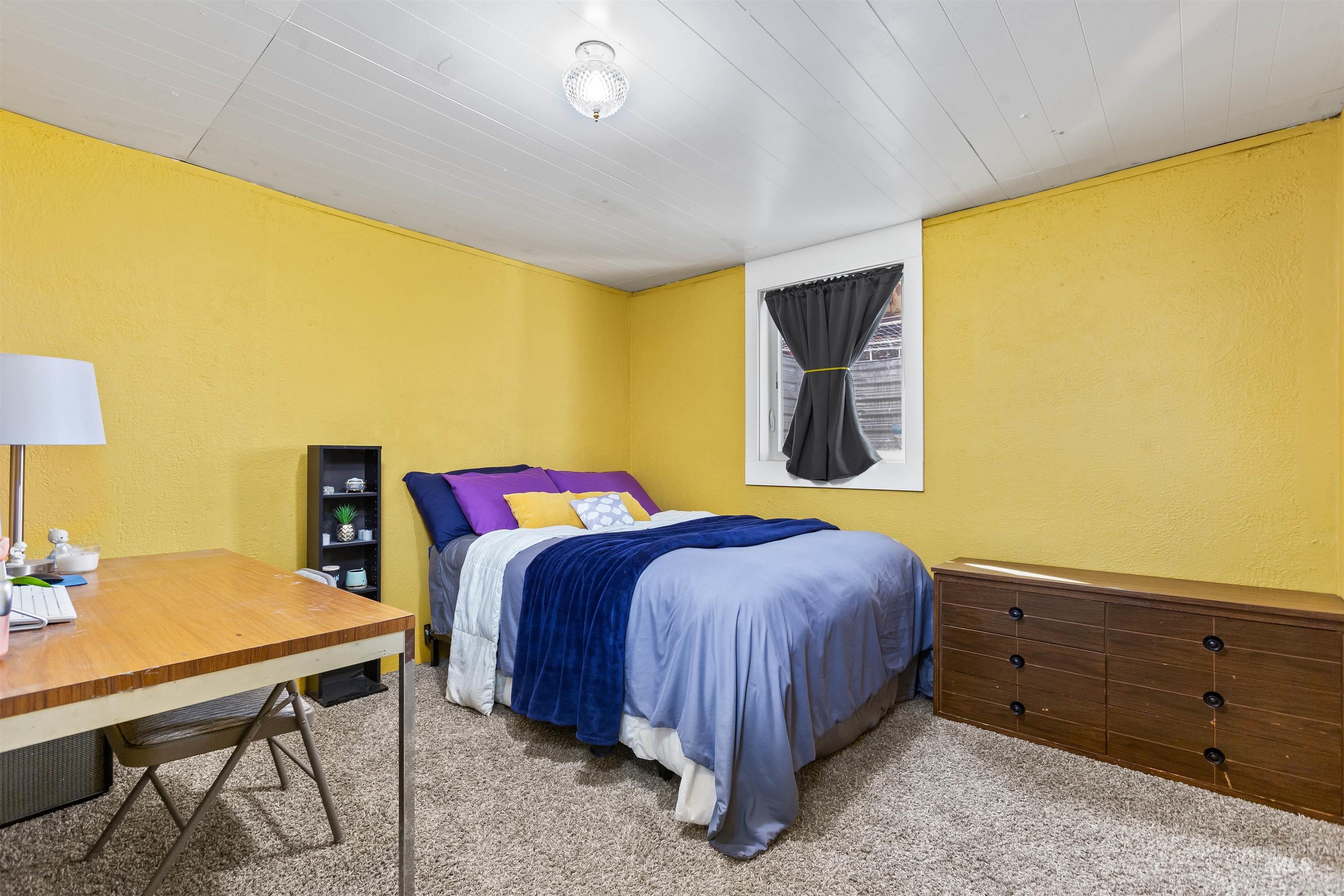 3815 14th Street, Lewiston, Idaho 83501, 5 Bedrooms, 2 Bathrooms, Residential For Sale, Price $430,000,MLS 98968218