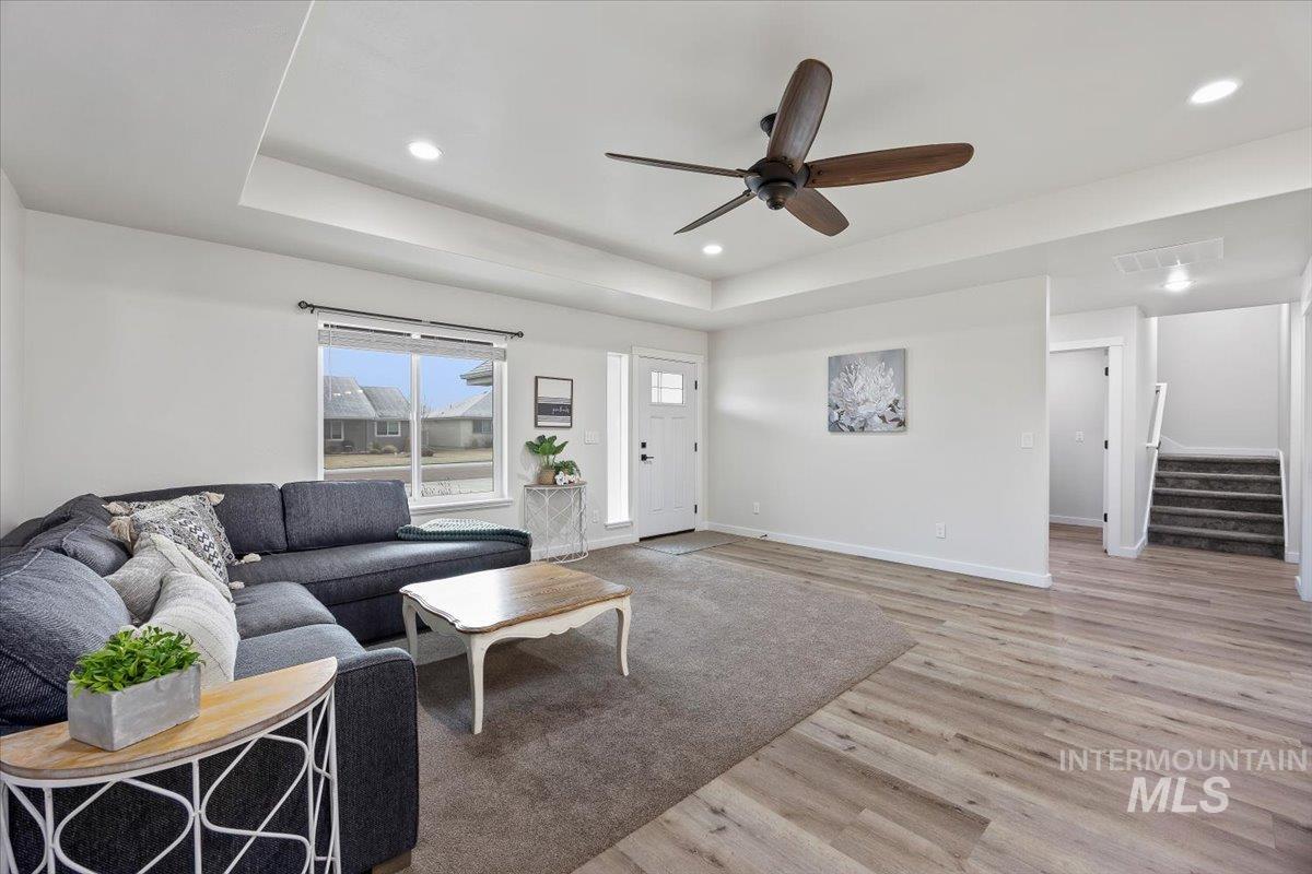 732 Heidi Terrace, Kimberly, Idaho 83341, 4 Bedrooms, 2 Bathrooms, Residential For Sale, Price $449,900,MLS 98968228