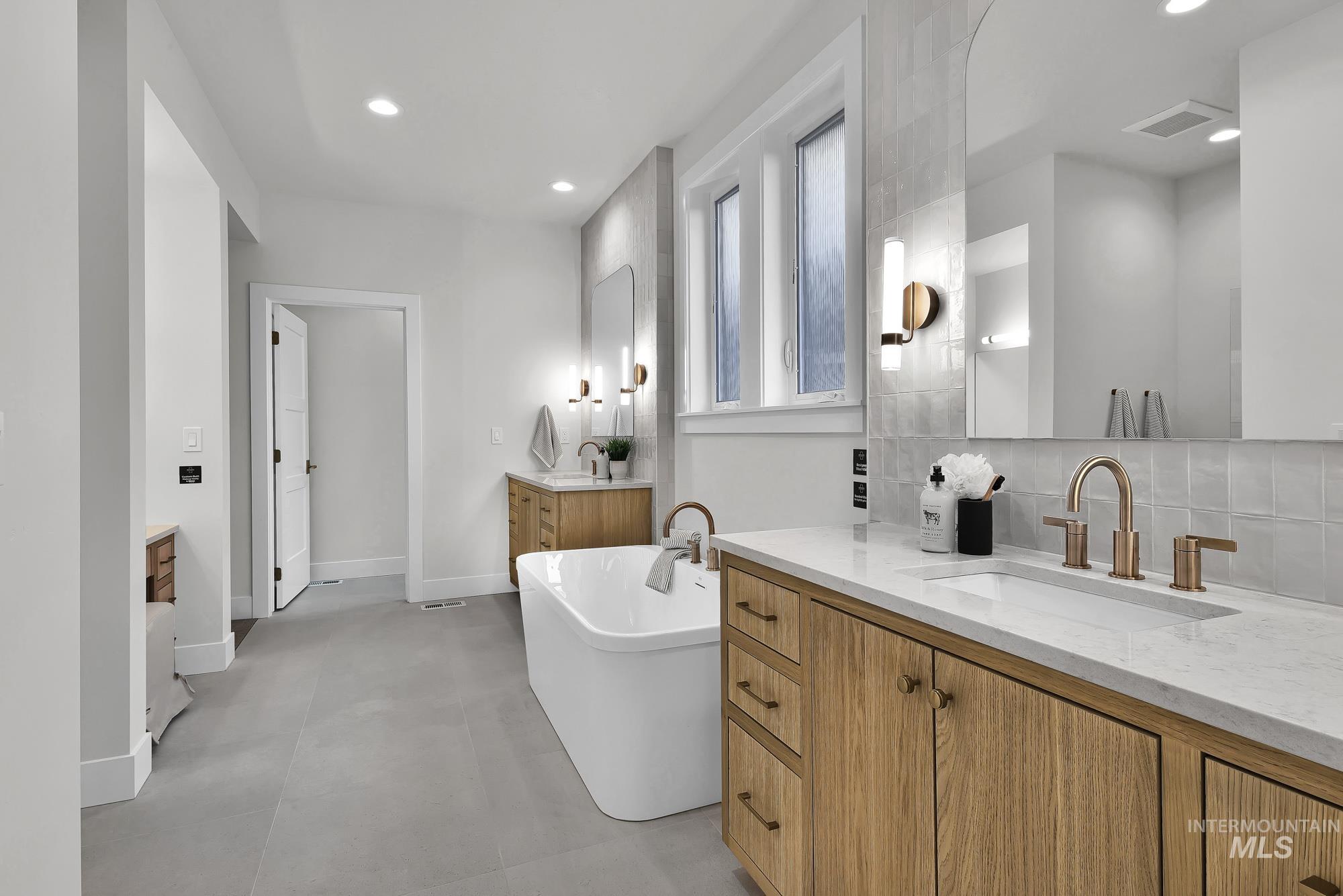 1849 W Timberstone Dr, Eagle, Idaho 83616, 3 Bedrooms, 3.5 Bathrooms, Residential For Sale, Price $1,014,900,MLS 98968230