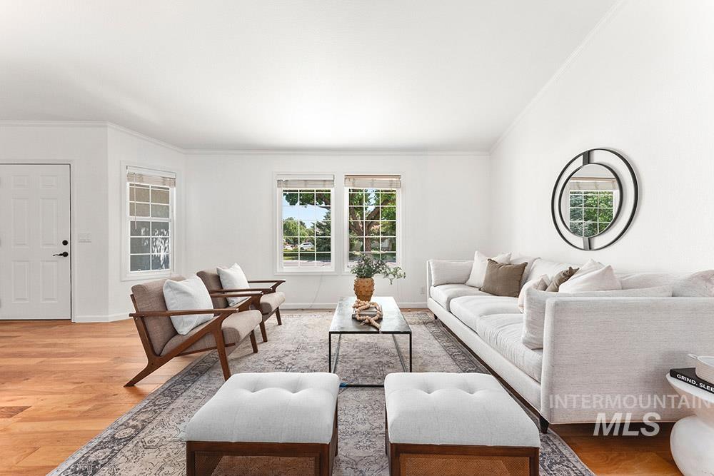 1545 N Ellington Way, Eagle, Idaho 83616, 3 Bedrooms, 2 Bathrooms, Residential For Sale, Price $535,000,MLS 98968232