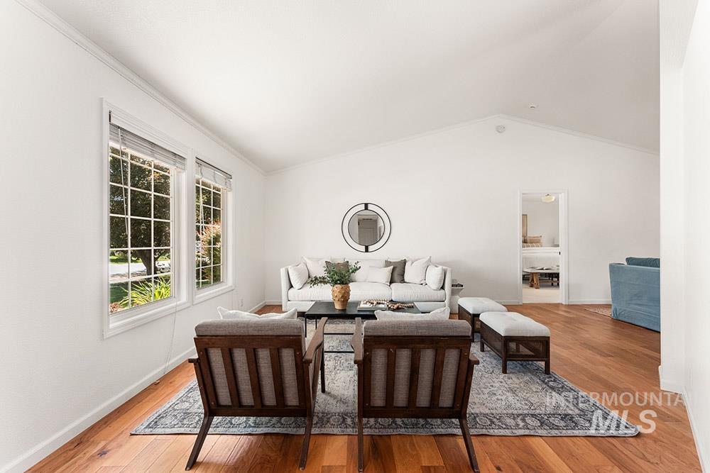 1545 N Ellington Way, Eagle, Idaho 83616, 3 Bedrooms, 2 Bathrooms, Residential For Sale, Price $535,000,MLS 98968232