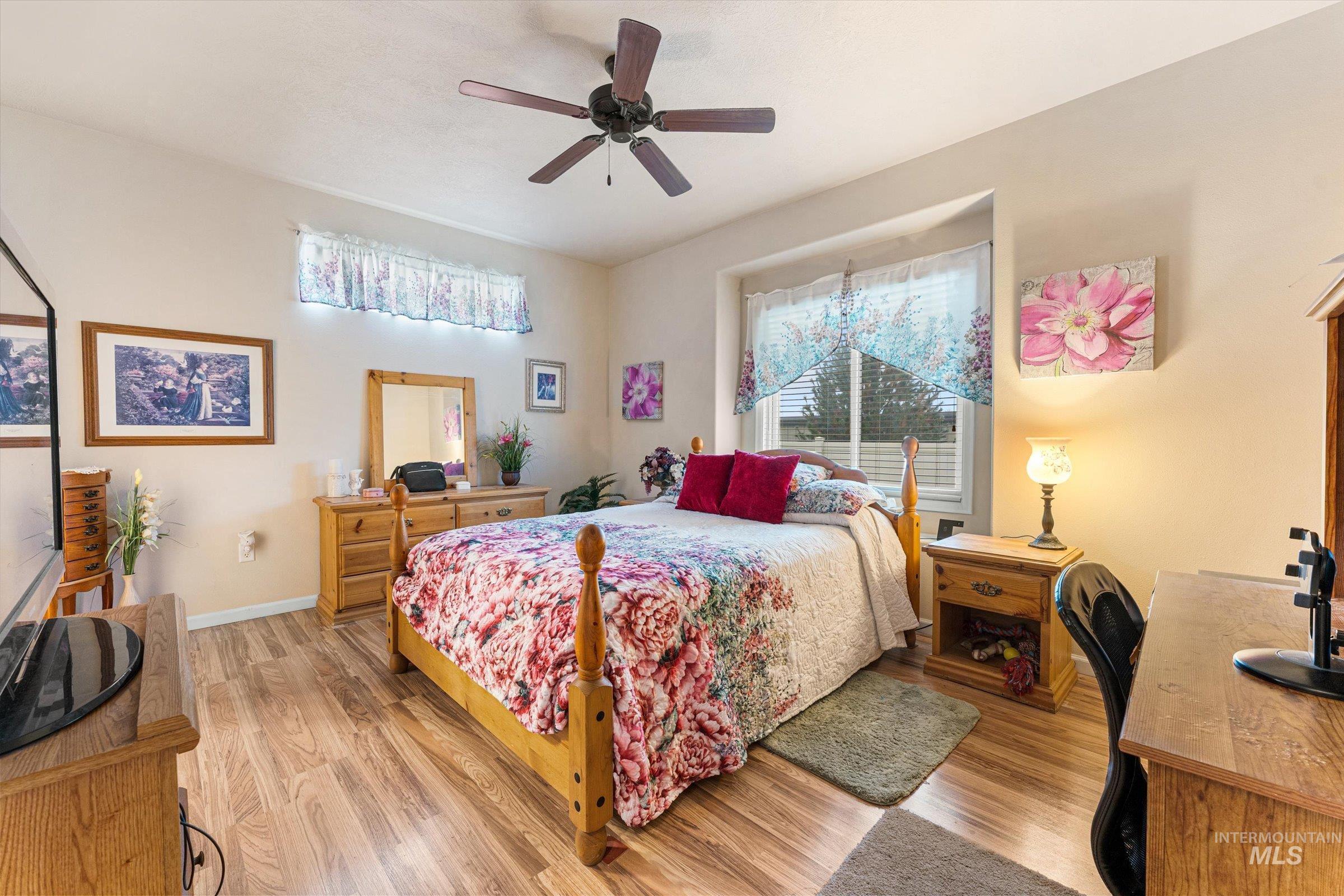 6415 S Zither Pl, Boise, Idaho 83709, 3 Bedrooms, 2 Bathrooms, Residential For Sale, Price $399,990,MLS 98968244