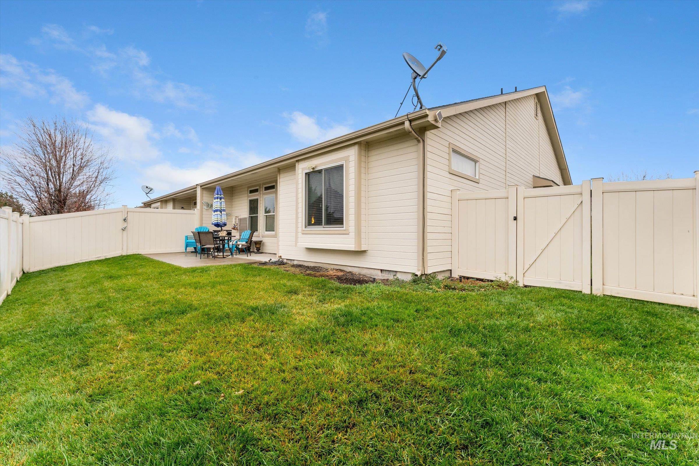 6415 S Zither Pl, Boise, Idaho 83709, 3 Bedrooms, 2 Bathrooms, Residential For Sale, Price $399,990,MLS 98968244