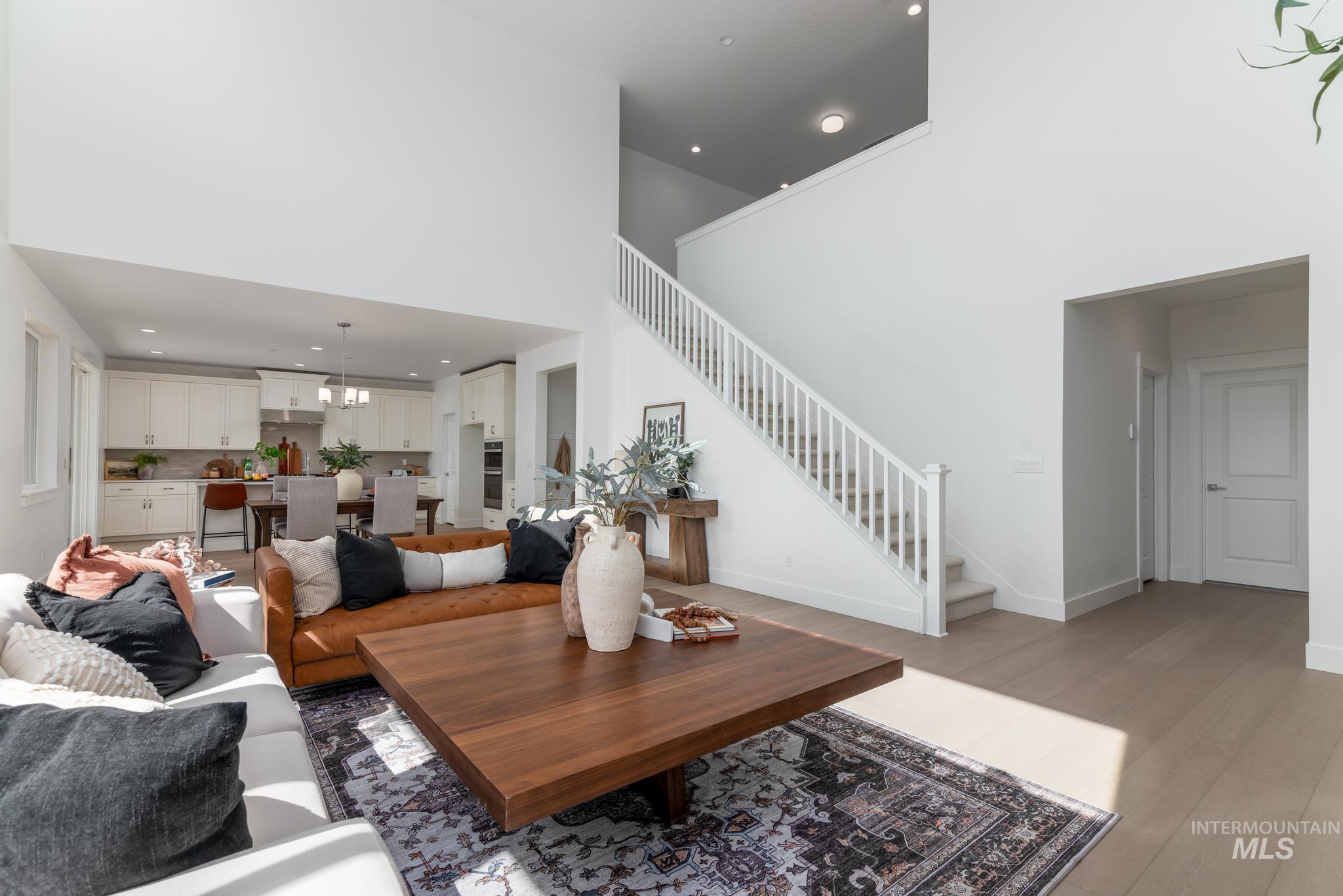 8861 W Tamworth Dr, Star, Idaho 83669, 5 Bedrooms, 4 Bathrooms, Residential For Sale, Price $639,000,MLS 98968251