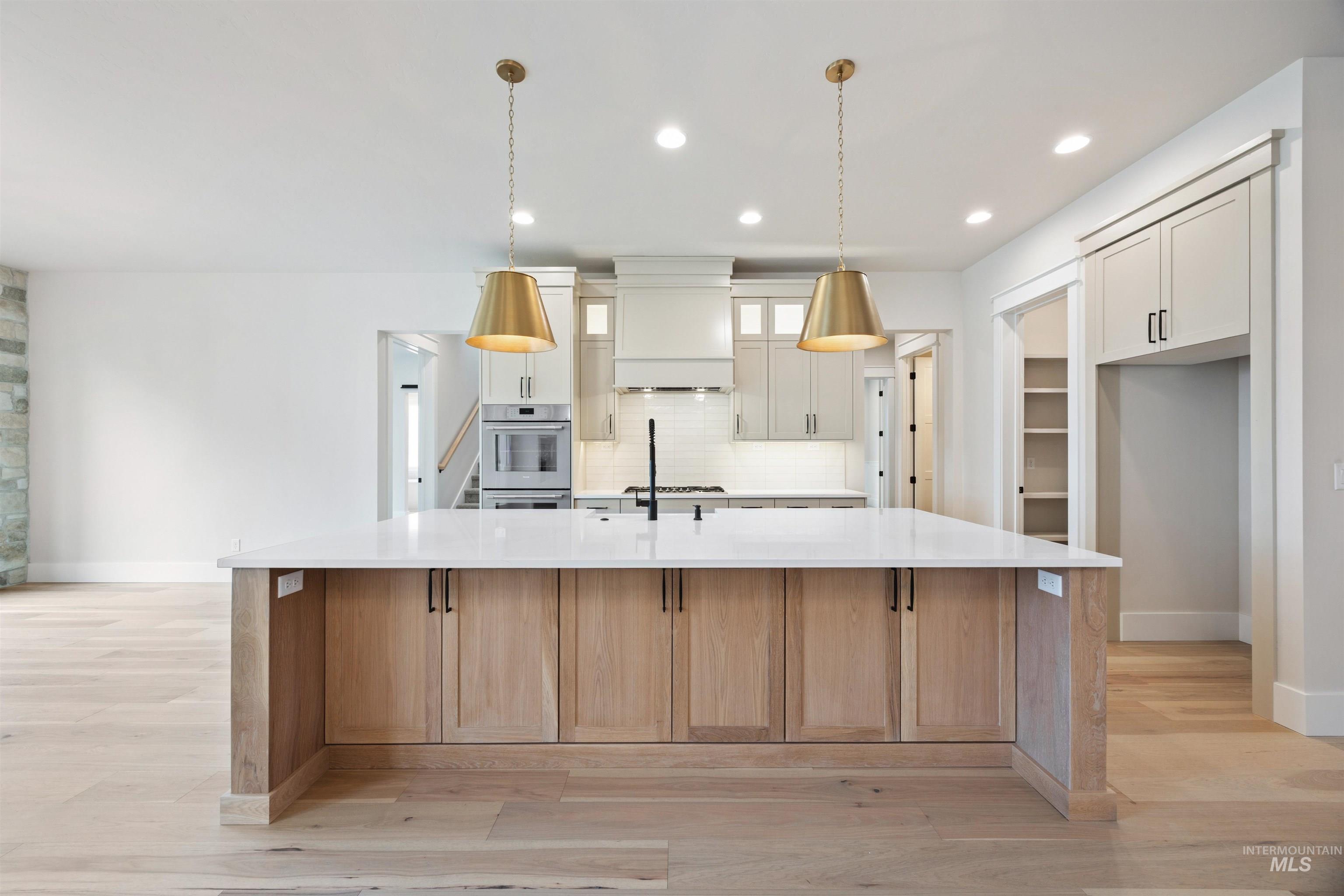 2599 E Cavern Dr, Meridian, Idaho 83642, 4 Bedrooms, 3.5 Bathrooms, Residential For Sale, Price $949,777, 98968256