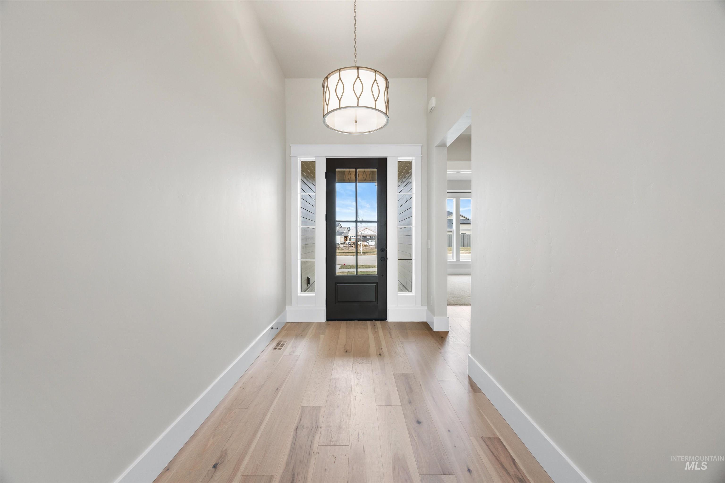 2599 E Cavern Dr, Meridian, Idaho 83642, 4 Bedrooms, 3.5 Bathrooms, Residential For Sale, Price $949,777, 98968256