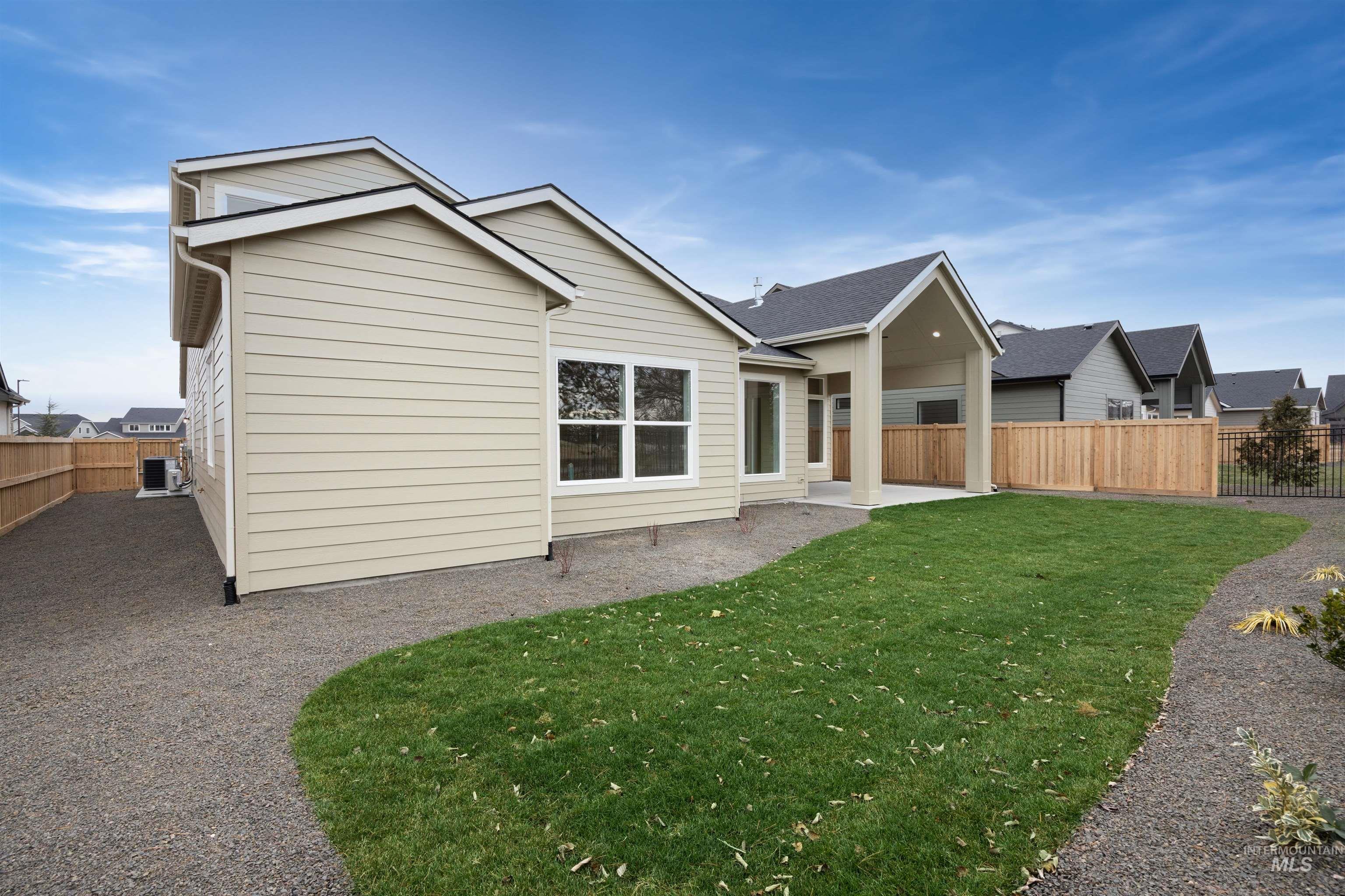 2599 E Cavern Dr, Meridian, Idaho 83642, 4 Bedrooms, 3.5 Bathrooms, Residential For Sale, Price $949,777,MLS 98968256