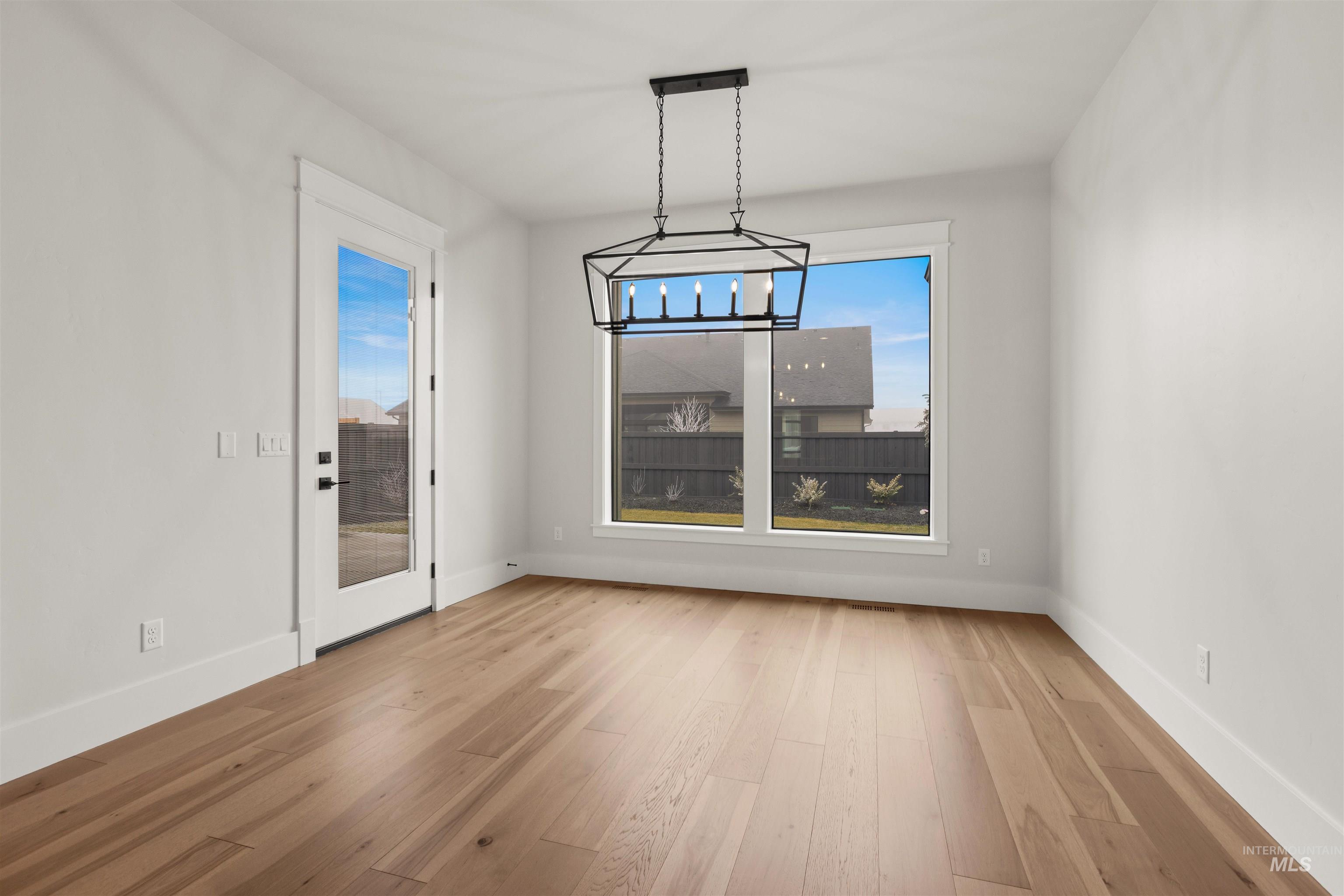 6771 S Messner Way, Meridian, Idaho 83642, 3 Bedrooms, 2.5 Bathrooms, Residential For Sale, Price $814,777,MLS 98968260