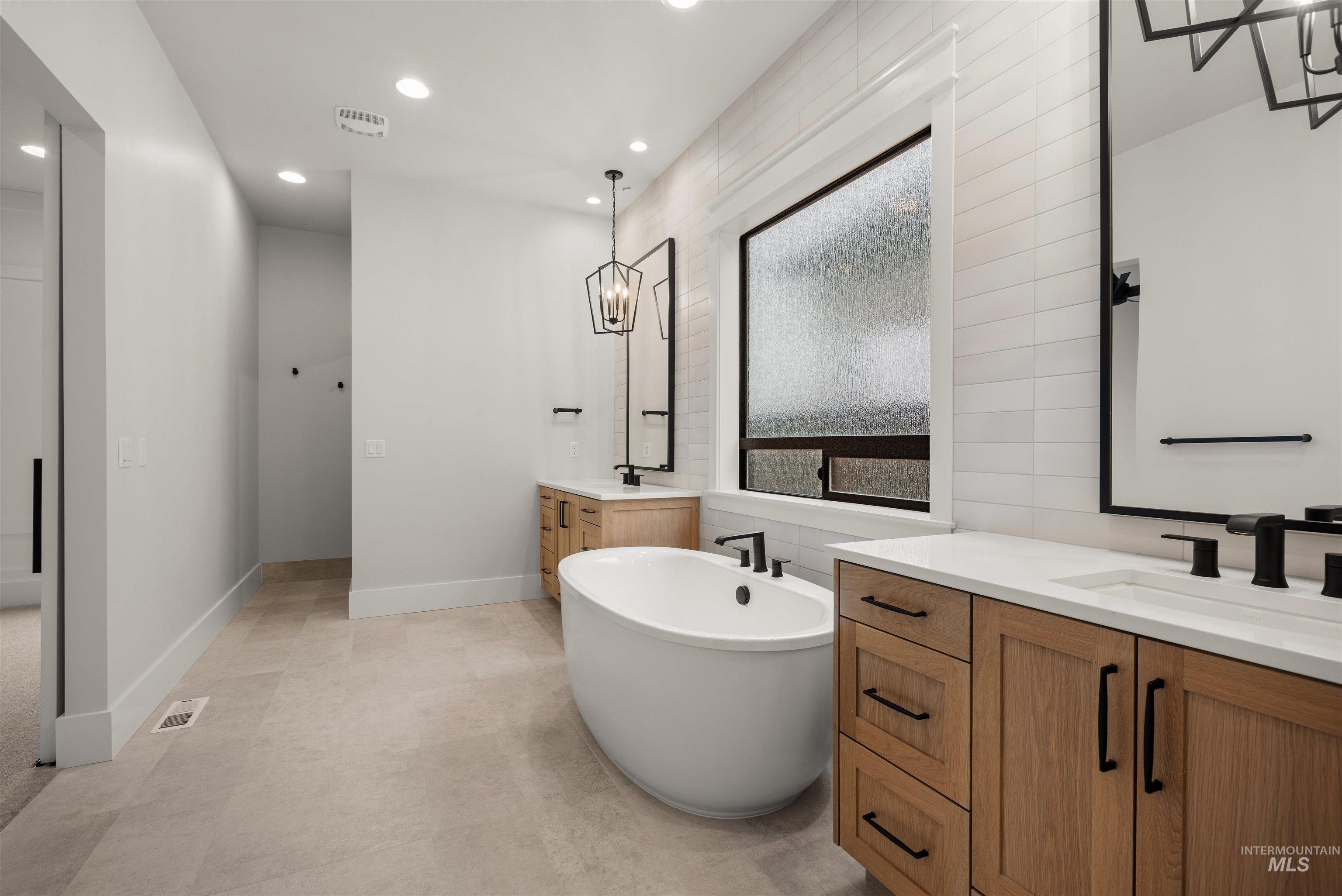 6771 S Messner Way, Meridian, Idaho 83642, 3 Bedrooms, 2.5 Bathrooms, Residential For Sale, Price $814,777,MLS 98968260