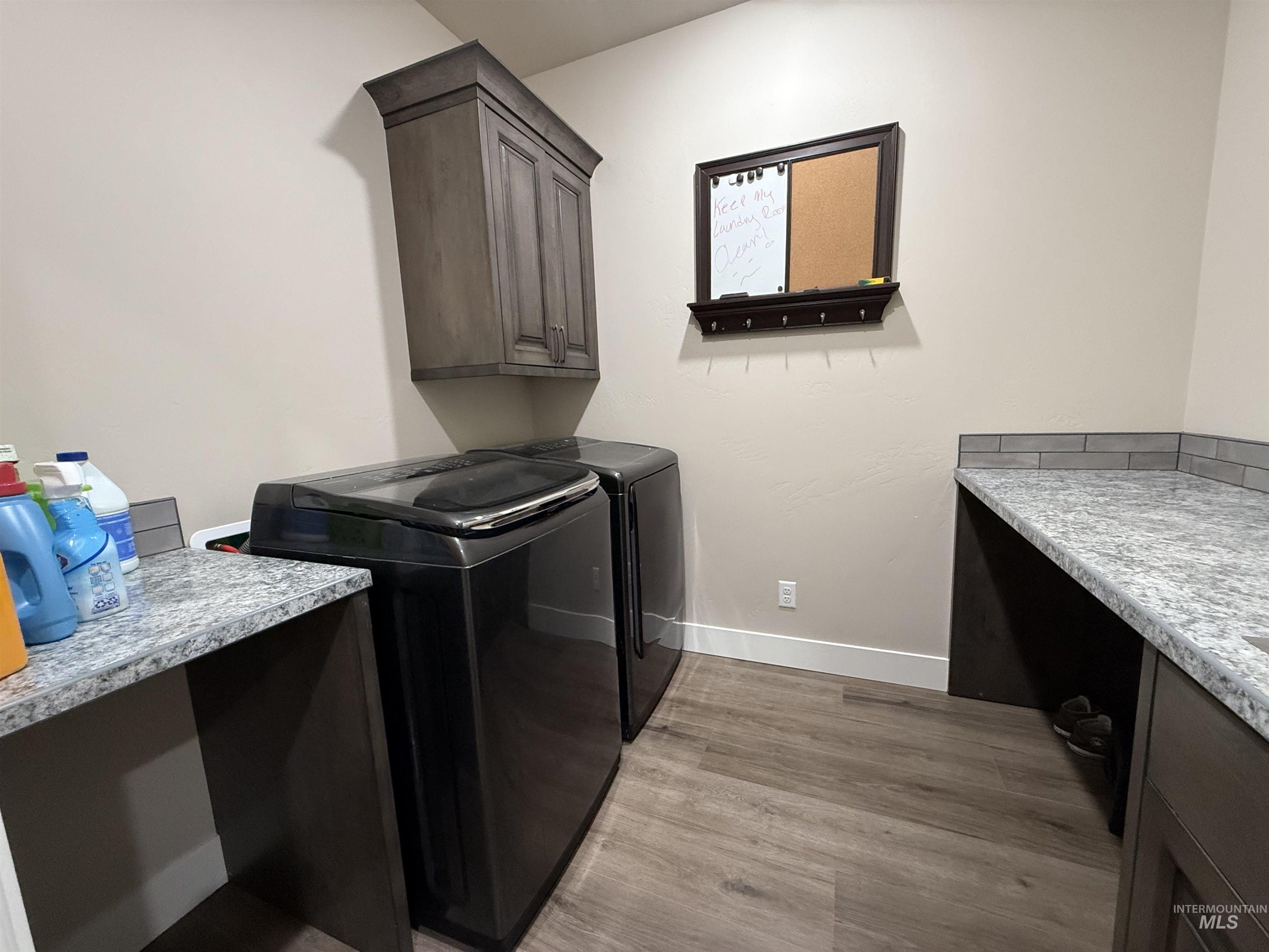 1583 Lagoon Lane, Twin Falls, Idaho 83301, 4 Bedrooms, 3 Bathrooms, Residential For Sale, Price $559,000,MLS 98968262