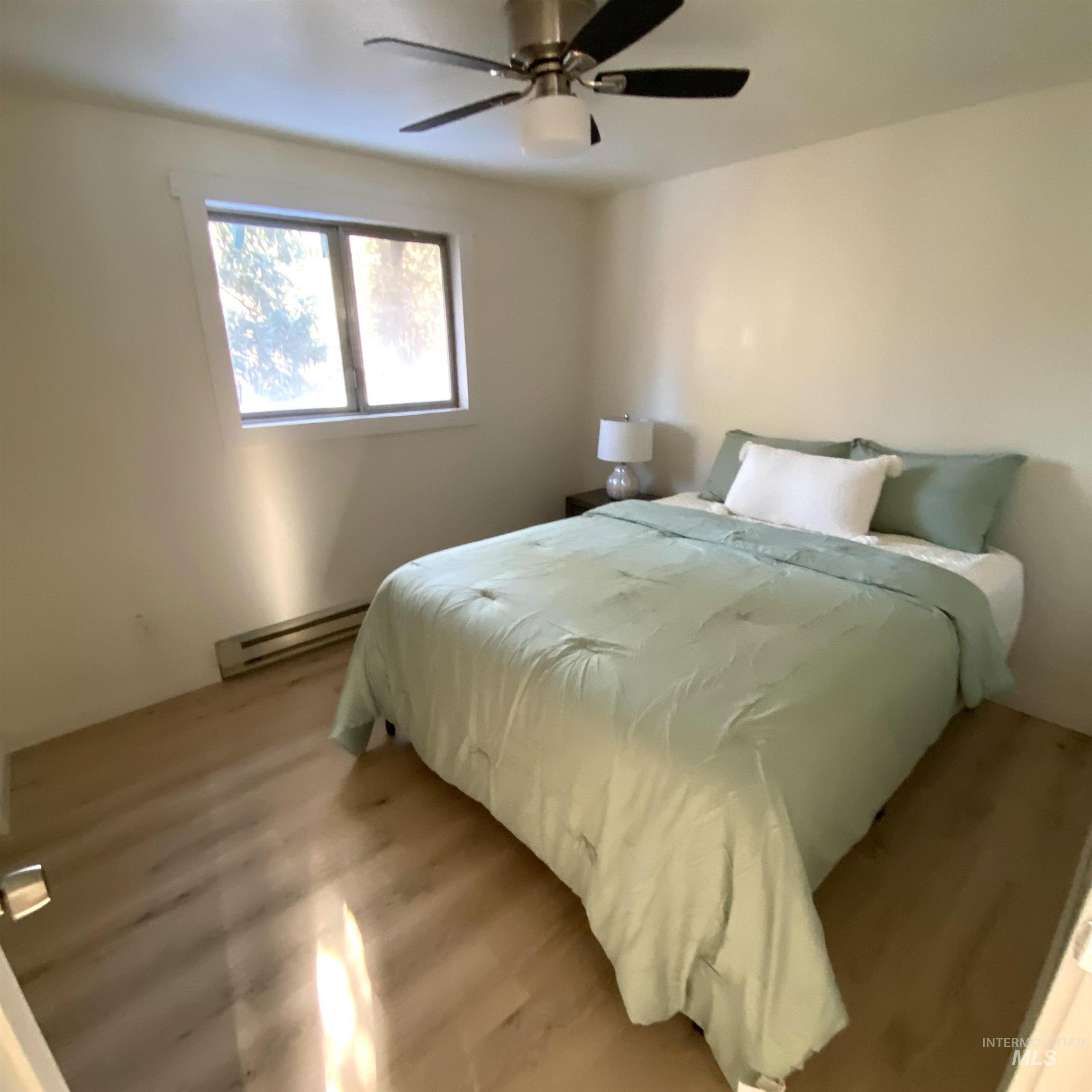 4 Lookout Ct, Garden Valley, Idaho 83622, 2 Bedrooms, 1 Bathroom, Residential For Sale, Price $335,000,MLS 98968264