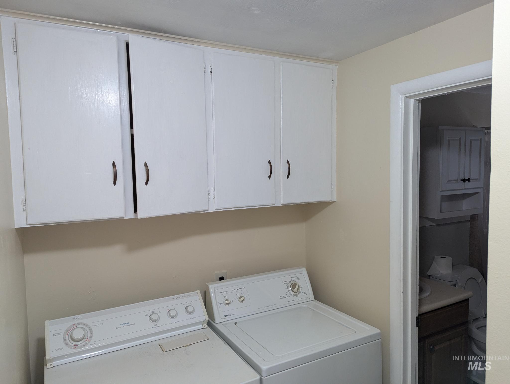 2203/2205 S Montana Ave., Caldwell, Idaho 83605, 2 Bedrooms, 1 Bathroom, Residential Income For Sale, Price $398,888,MLS 98968266