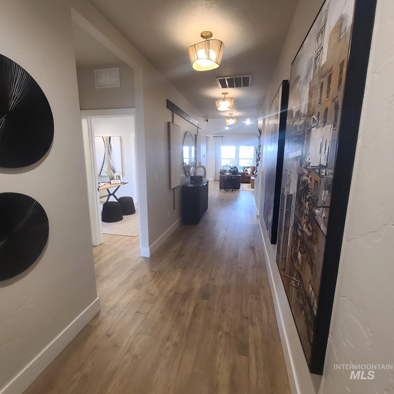 461 S Jake Ave., Kuna, Idaho 83634, 3 Bedrooms, 2 Bathrooms, Residential For Sale, Price $419,552,MLS 98968278